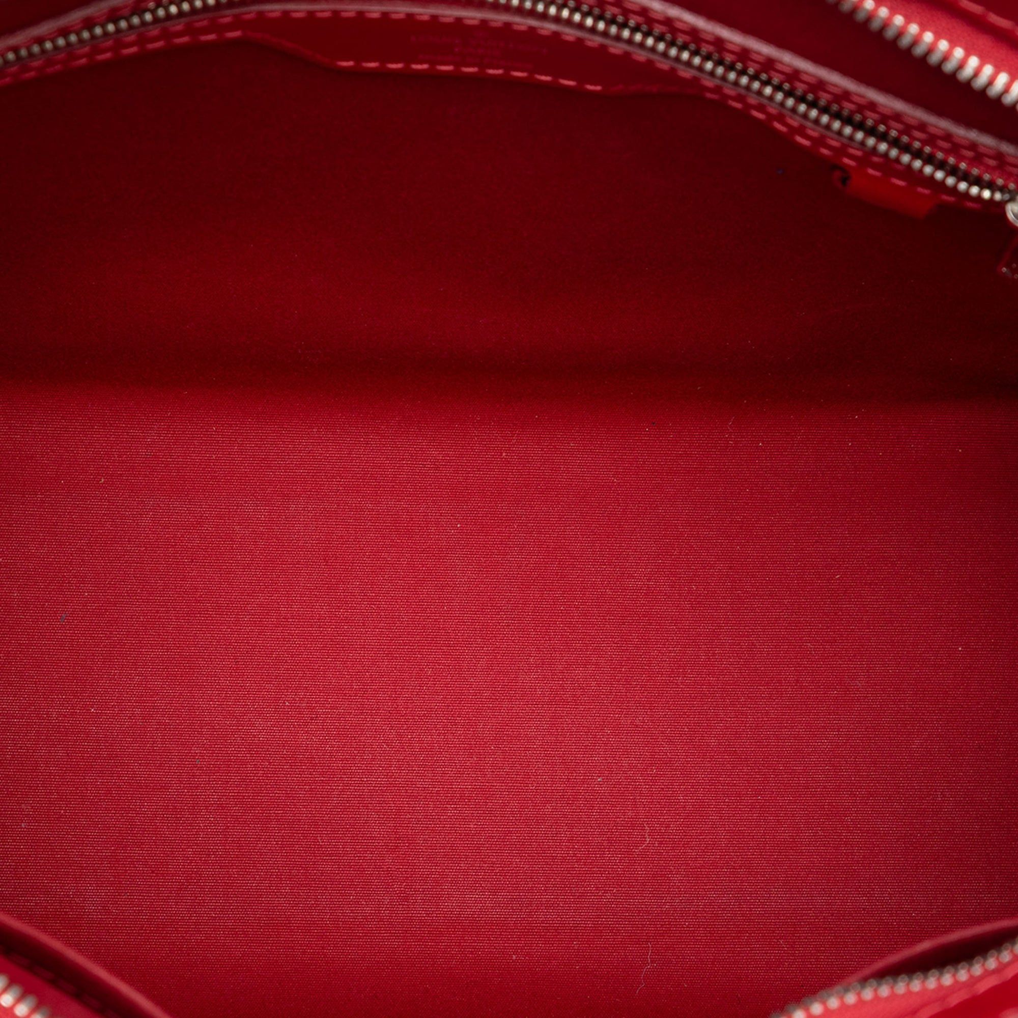 Louis Vuitton Epi Brea MM Size ONE SIZE - 4 Thumbnail