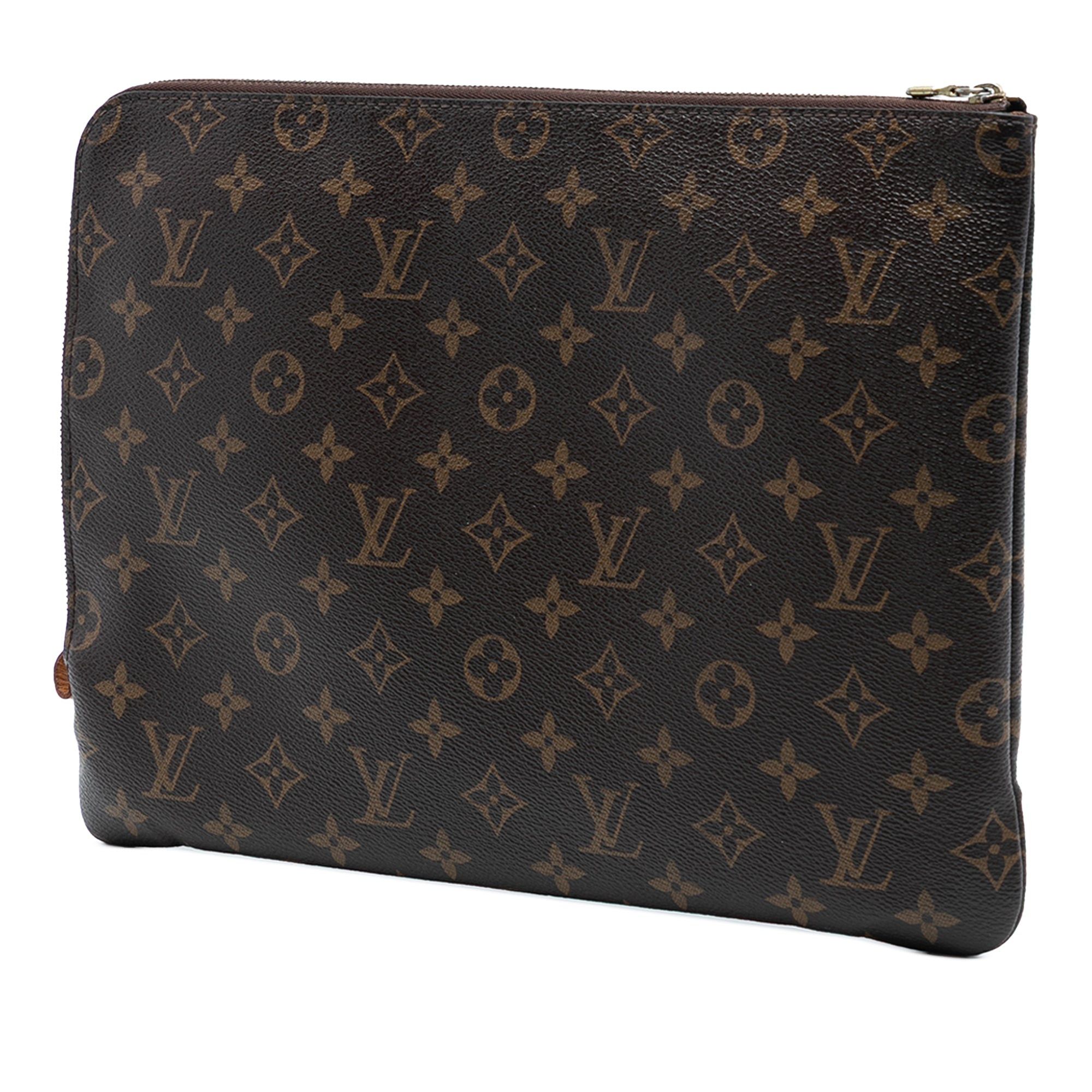 Louis Vuitton Monogram Etui Voyage MM Size ONE SIZE - 2 Thumbnail