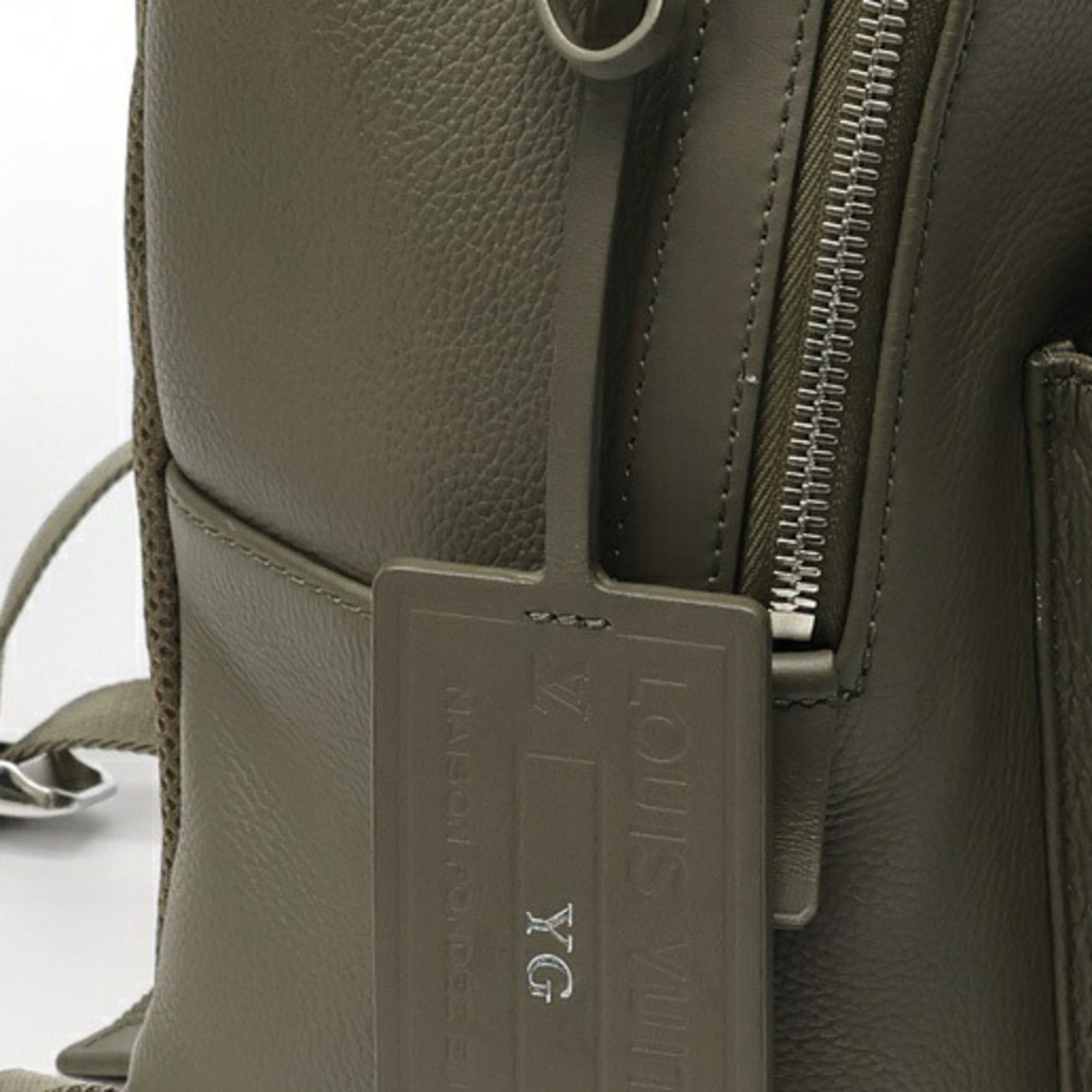 Louis Vuitton Louis Vuitton LV Aerogram Takeoff Backpack M21362 Leather Khaki Size ONE SIZE - 6 Thumbnail