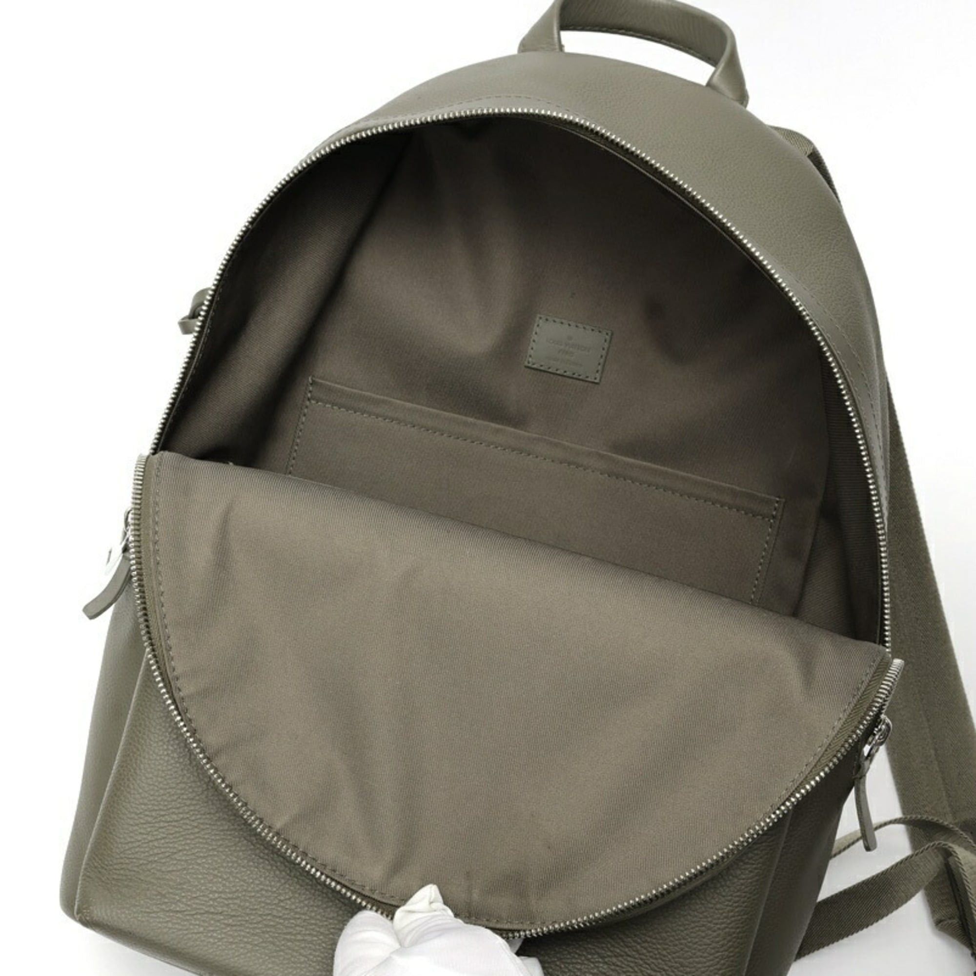 Louis Vuitton Louis Vuitton LV Aerogram Takeoff Backpack M21362 Leather Khaki Size ONE SIZE - 7 Thumbnail