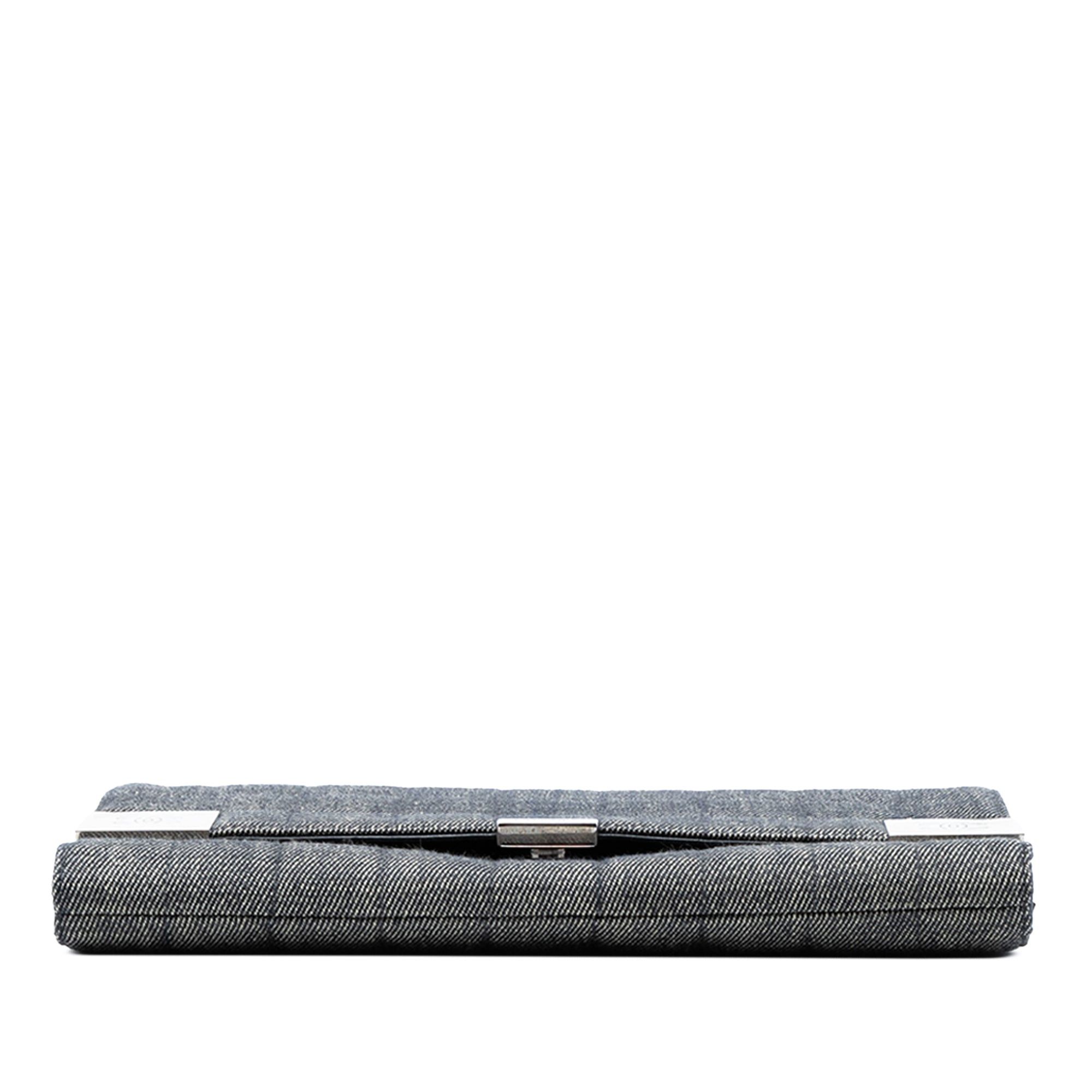 Chanel CC Chocolate Bar Denim Flap Size ONE SIZE - 3 Thumbnail