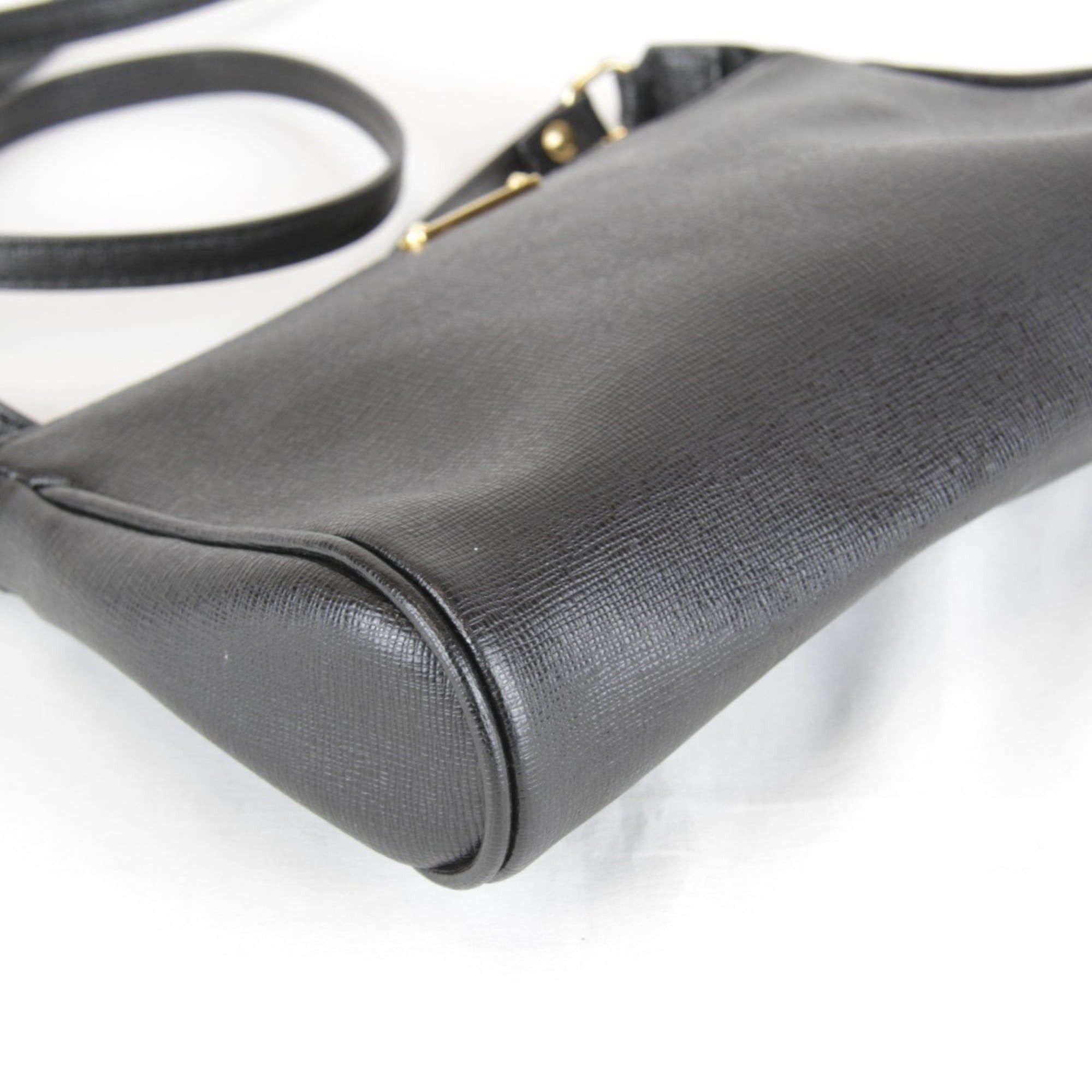Fendi FENDI Mini Pouch Shoulder Bag, Leather, 160g, Women's, Black Saffiano Size ONE SIZE - 6 Thumbnail