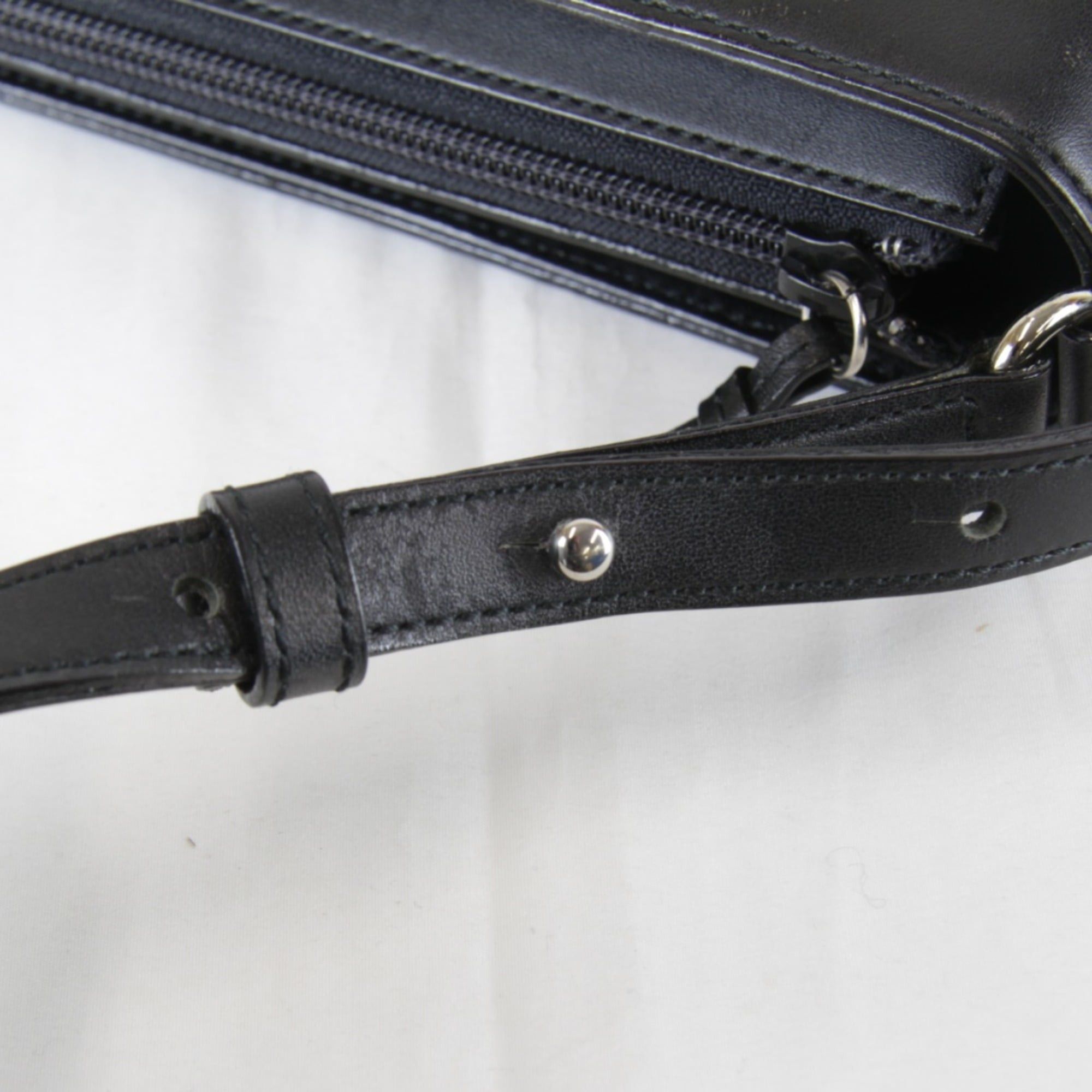 Burberry BURBERRY LONDON Stitch Shoulder Bag, Leather/Suede, 380g, Women's, Black/Gray Size ONE SIZE - 10 Thumbnail