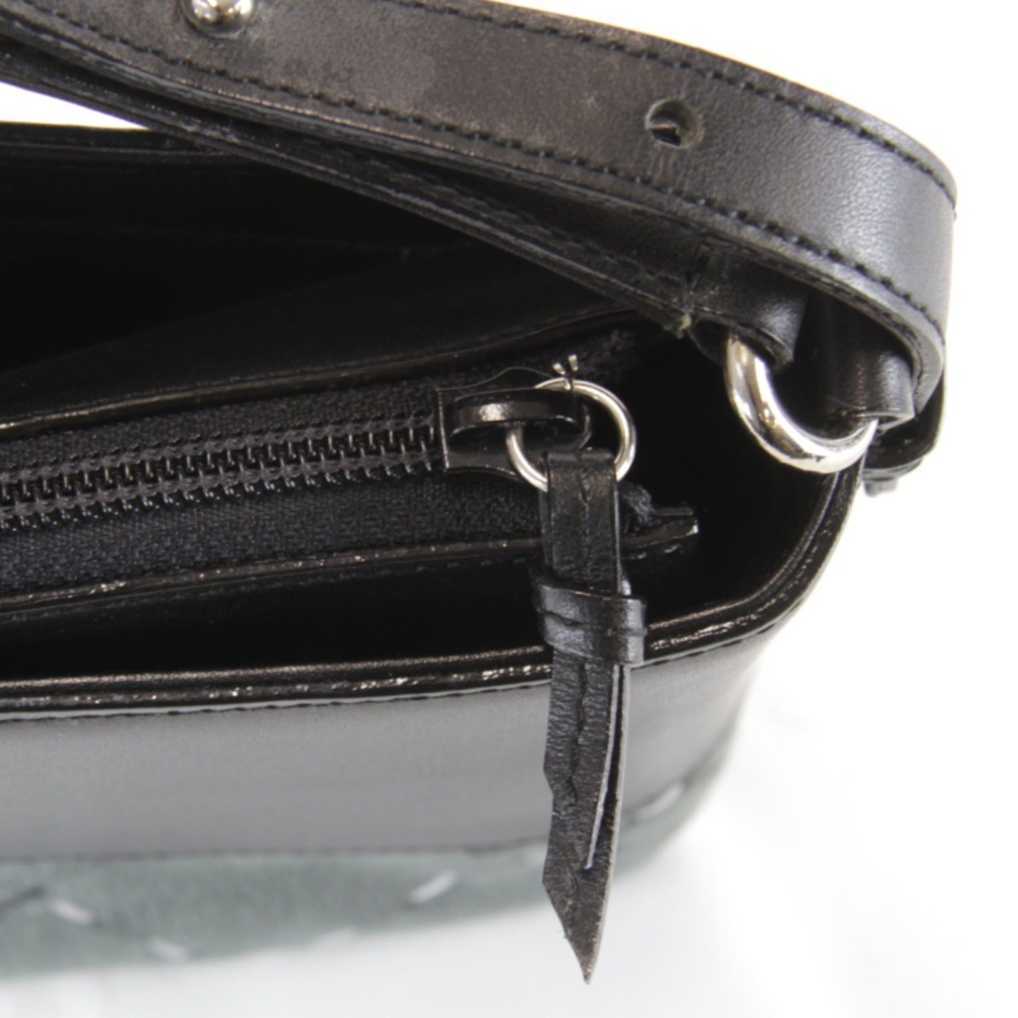 Burberry BURBERRY LONDON Stitch Shoulder Bag, Leather/Suede, 380g, Women's, Black/Gray Size ONE SIZE - 11 Thumbnail