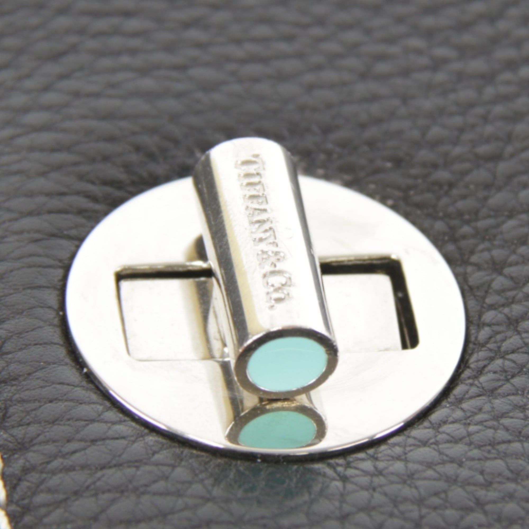 Tiffany & Co. TIFFANY&Co. Tiffany Turnlock Shoulder Bag, Leather, Black, Women's Size ONE SIZE - 8 Thumbnail