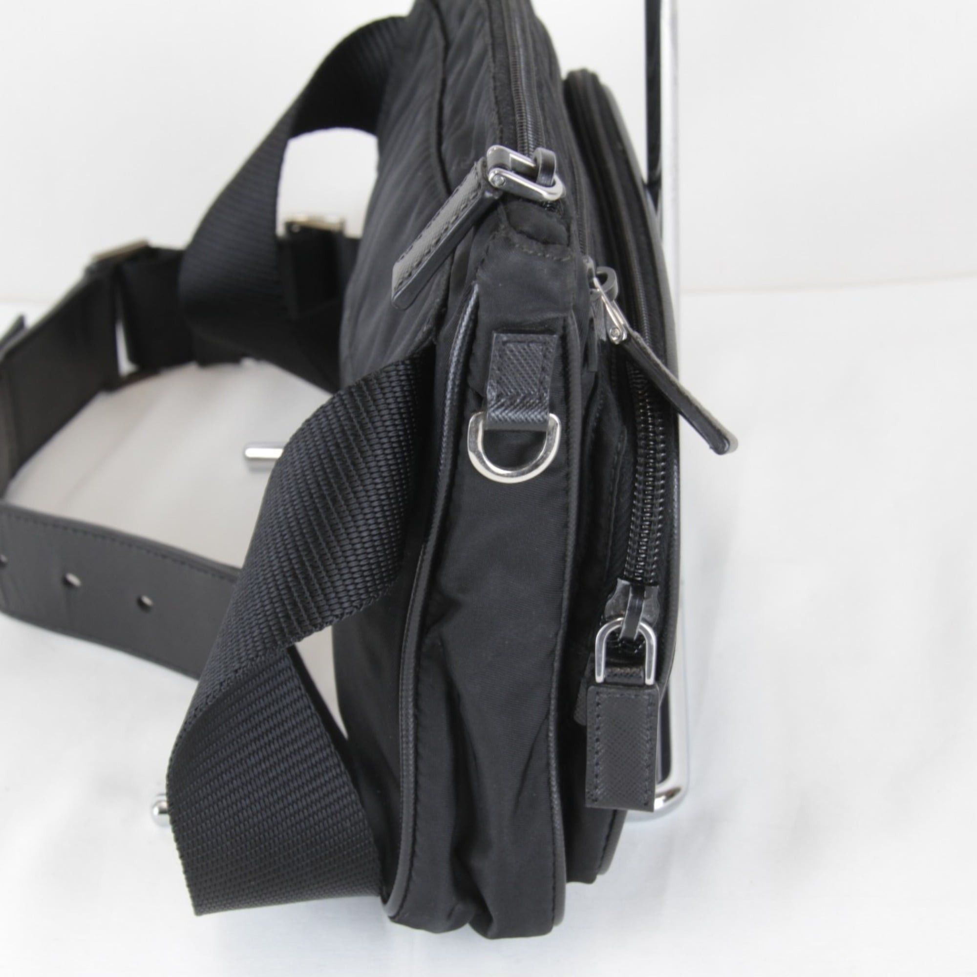 Prada Prada Saffiano Waist Bag Body Tessuto Nylon Black 360g Women's Size ONE SIZE - 4 Thumbnail