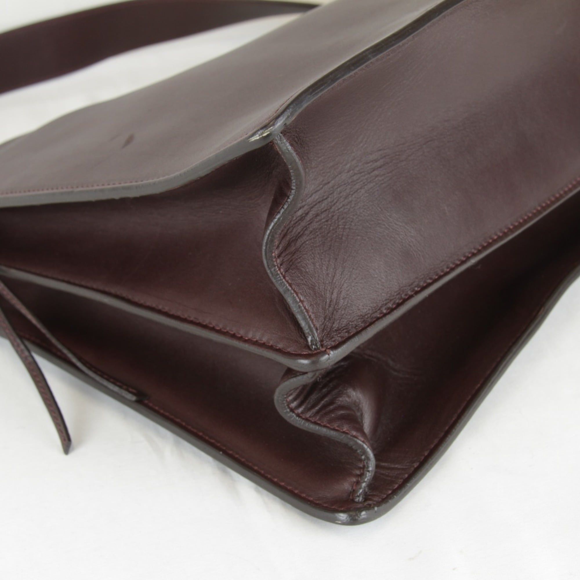 Celine Celine Chain Hardware Shoulder Bag Leather Women's Bordeaux Wine Red Size ONE SIZE - 6 Thumbnail
