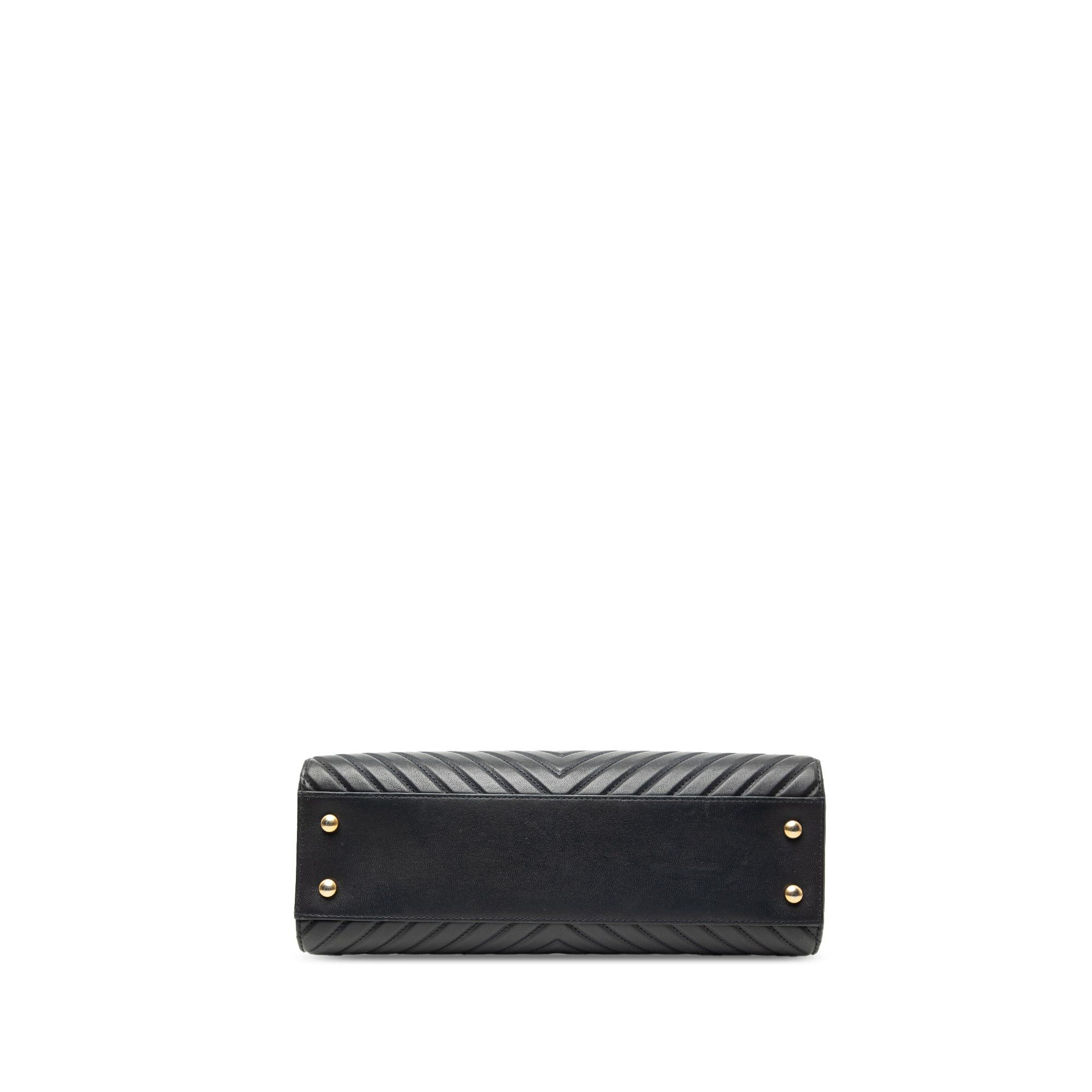Chanel Chevron Calfskin Collar and Tie Tote Size ONE SIZE - 3 Thumbnail