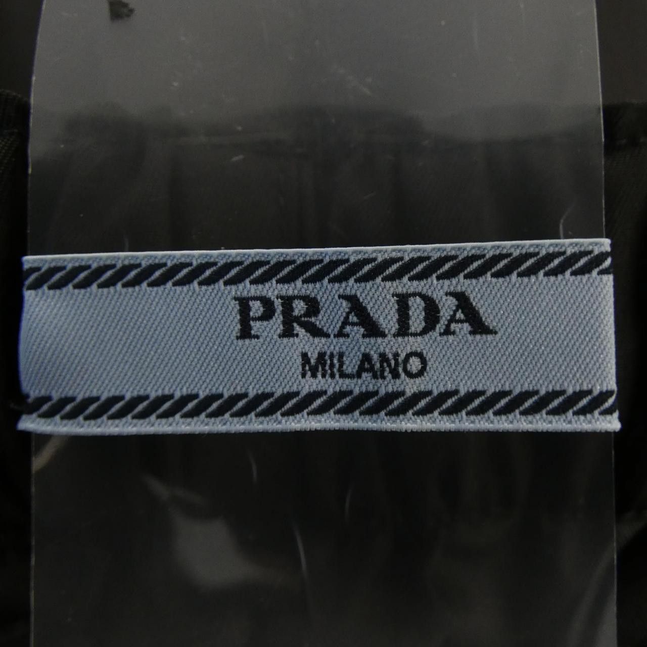 Prada Prada Prada Re-Nylon Shorts Textile Shorts 22C757S2311WQ8 DUTY FREE for USA Size ONE SIZE - 5 Thumbnail