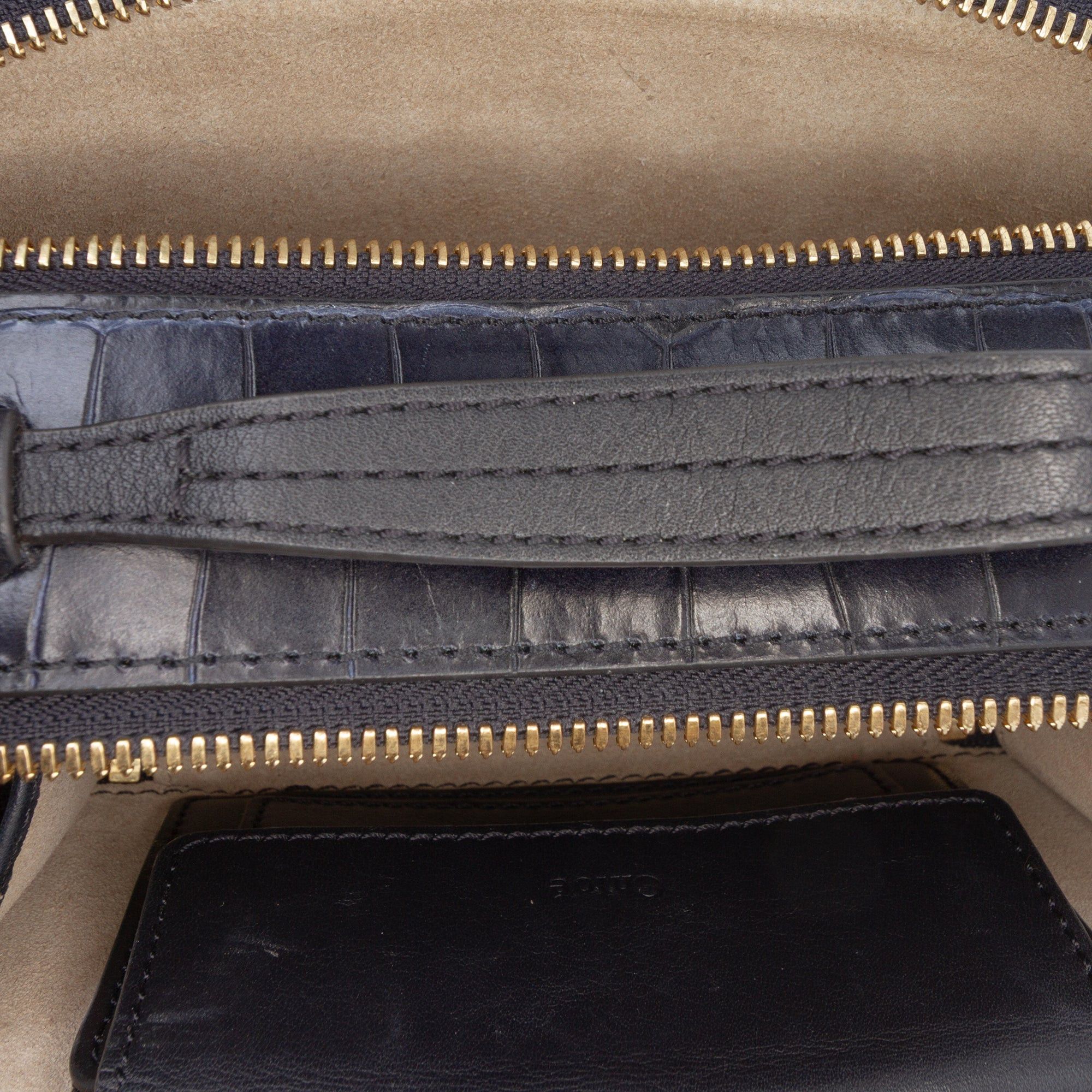Chloe Mini Croc Embossed Leather C Vanity Bag Size ONE SIZE - 10 Thumbnail
