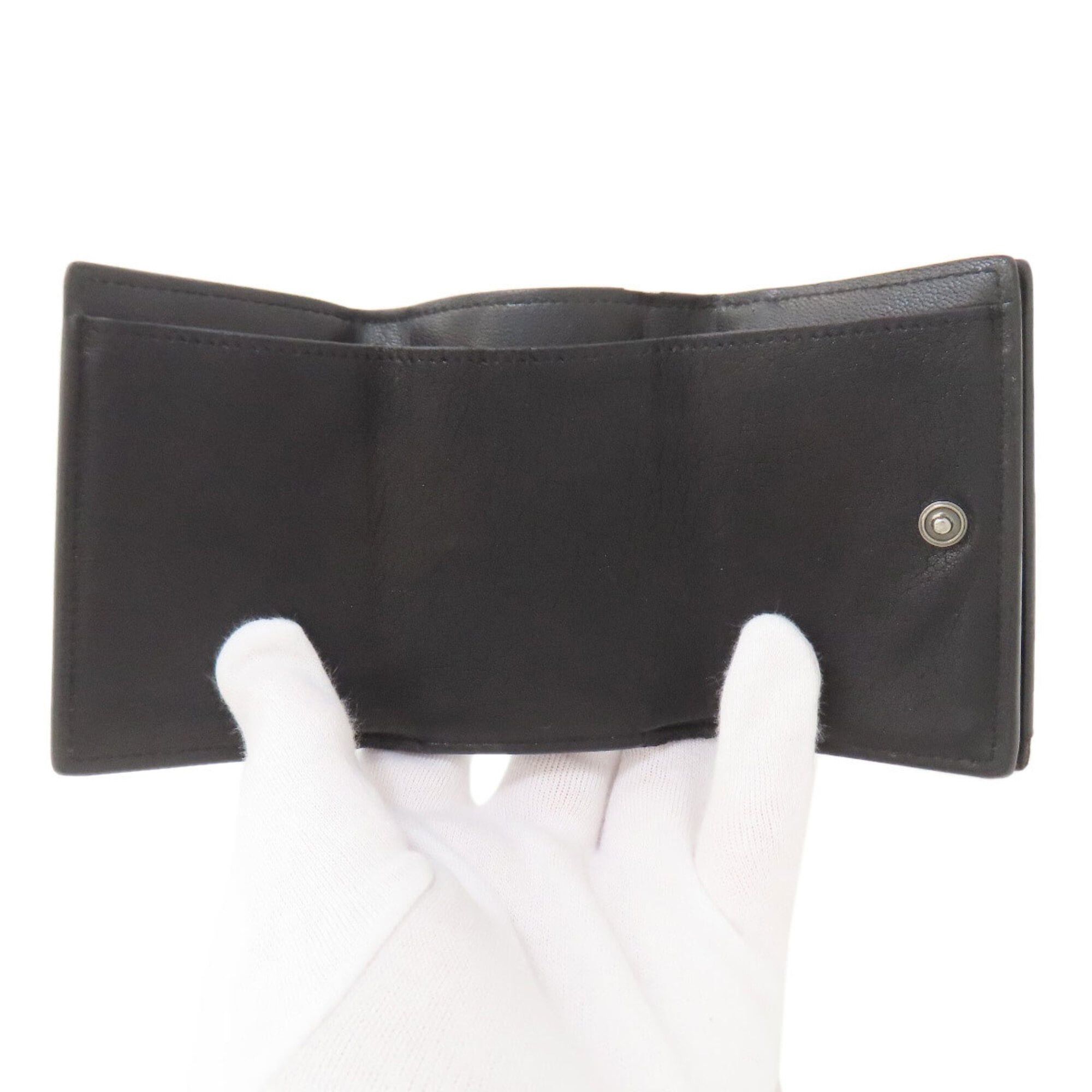 Yves Saint Laurent Yves Saint Laurent Heart Bi-fold Wallet Leather Women's YVES SAINT LAURENT Size ONE SIZE - 4 Thumbnail