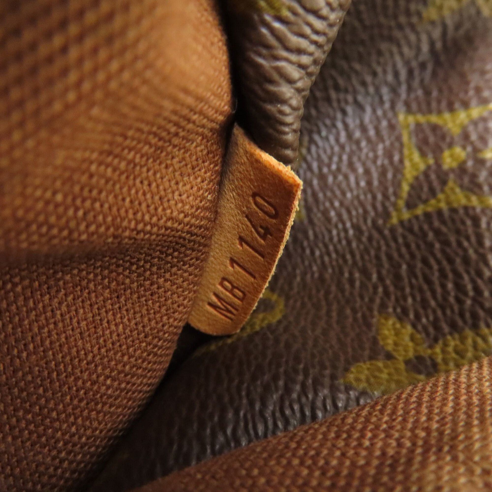 Louis Vuitton Louis Vuitton M56689 Totally MM Tote Bag, Monogram Canvas, Women's LOUIS VUITTON Size ONE SIZE - 6 Thumbnail