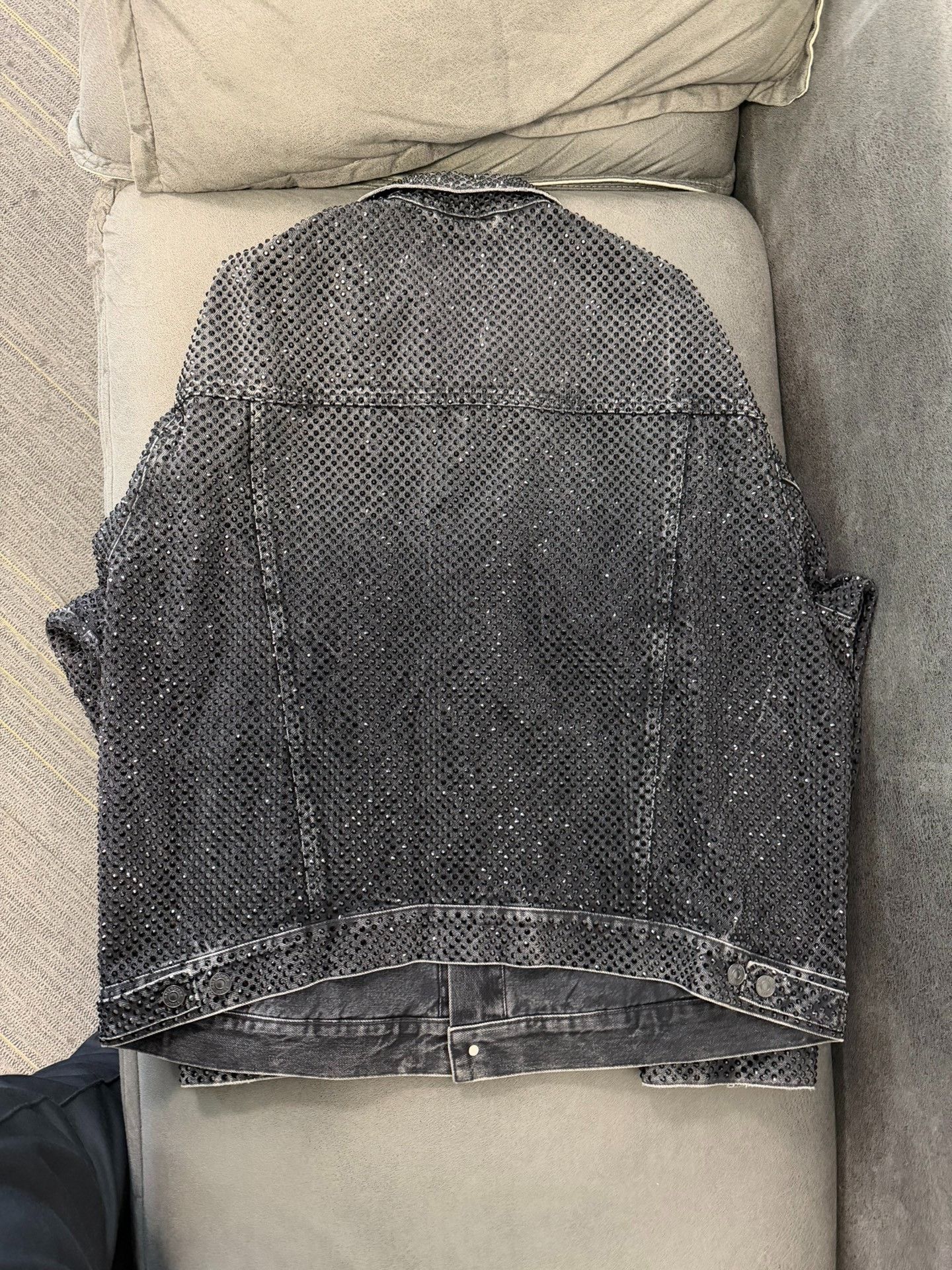 Balenciaga Balenciaga Crystal Embellished Denim Jacket S Size US S / EU 44-46 / 1 - 2 Thumbnail