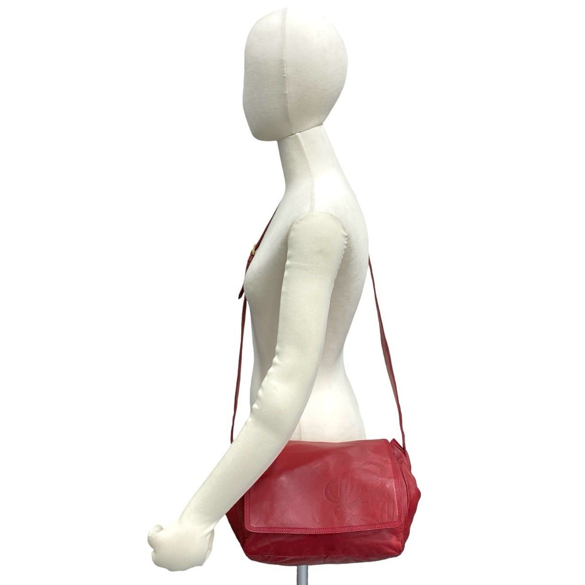 Loewe LOEWE Vintage Anagram Logo Nappa Leather Drawstring Shoulder Bag/Pouch/Sacoche, Red, 28094 Size ONE SIZE - 2 Thumbnail