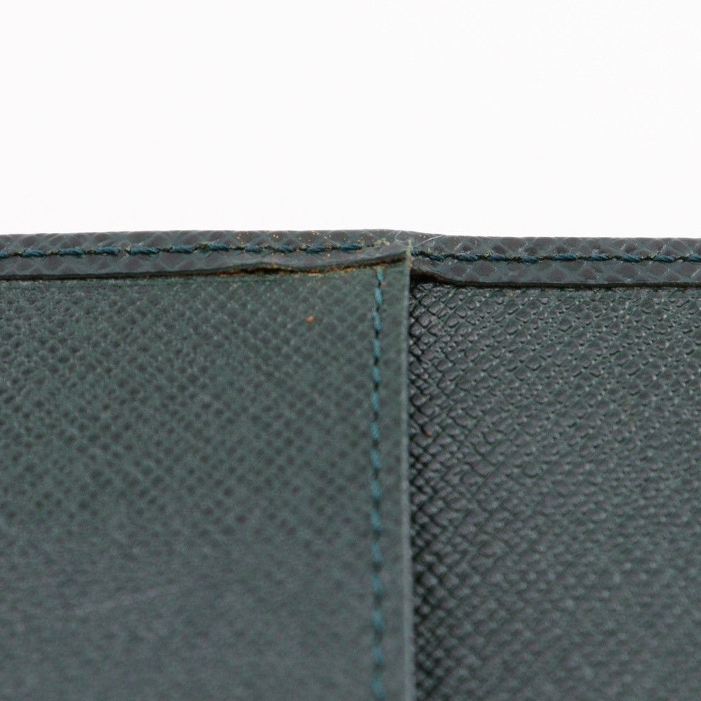 Louis Vuitton Louis Vuitton Louis Vuitton Agenda Bureau Taiga Notebook Cover Leather Other R20407 DUTY FREE for USA Size ONE SIZE - 16 Thumbnail