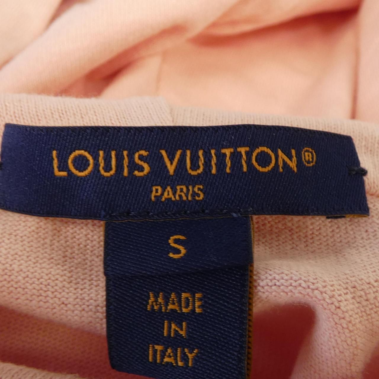 Louis Vuitton Louis Vuitton Louis Vuitton Top Textile Tops FPJT11OB0 DUTY FREE for USA Size ONE SIZE - 4 Thumbnail