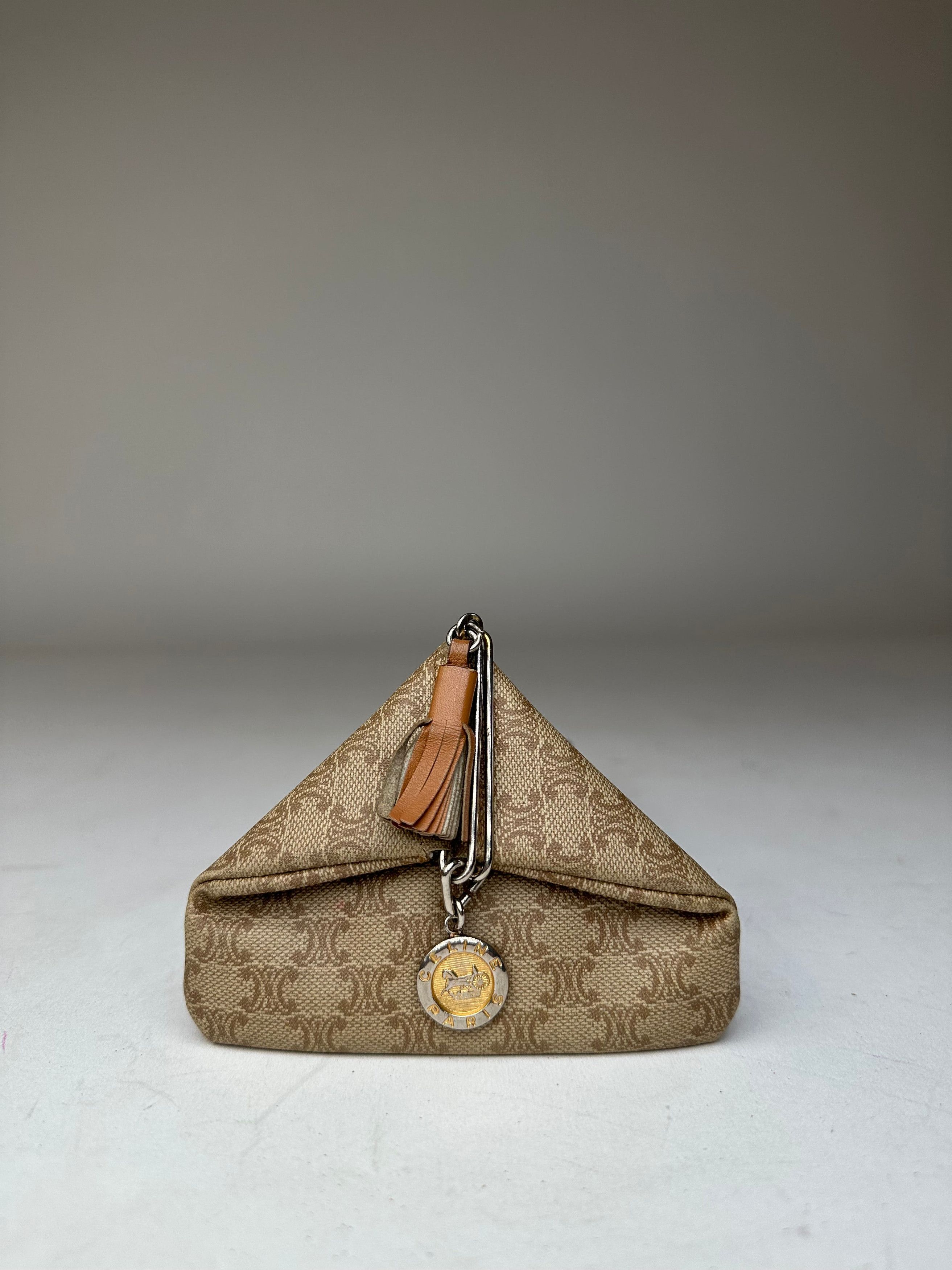 Celine Vintage Paris Triomphe Monogram Leather Purse Size ONE SIZE - 6 Thumbnail