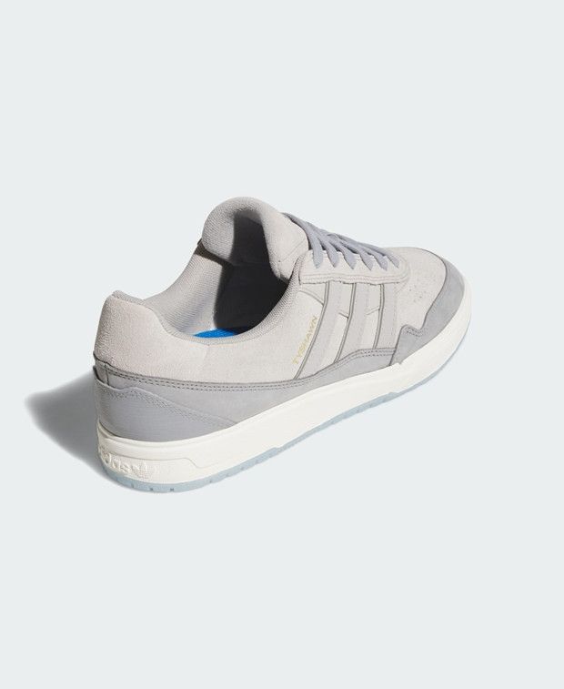 Adidas Sneakers Size US 9.5 / EU 42-43 - 2 Thumbnail