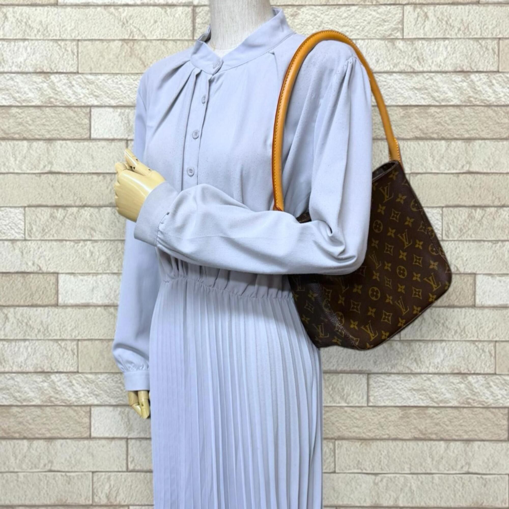 Louis Vuitton Louis Vuitton Looping MM Monogram Shoulder Bag, Canvas M51146 Brown, Women's LOUIS VUITTON Size ONE SIZE - 2 Thumbnail