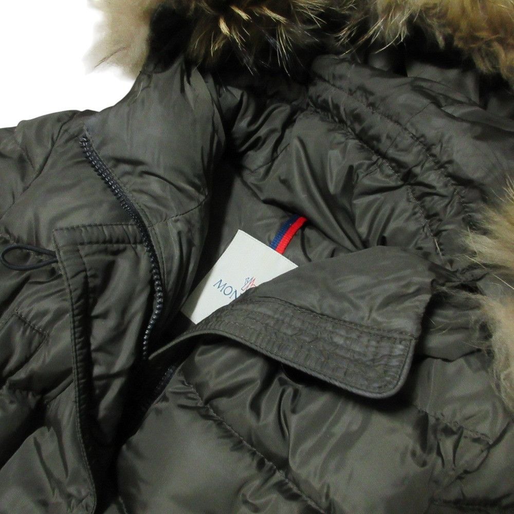 Moncler Moncler Moncler Genevrier Racoon Fur Hooded Down Coat Textile Outerwear DUTY FREE for USA Size ONE SIZE - 16 Thumbnail
