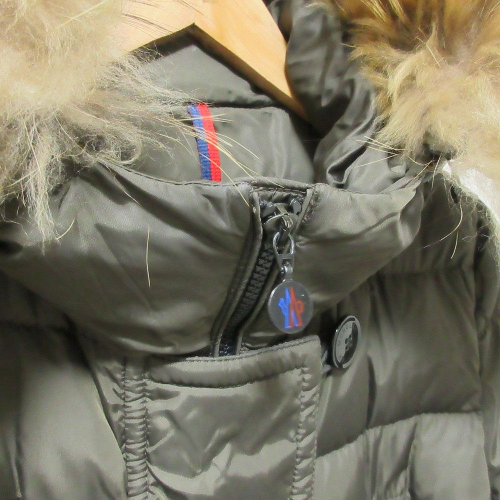 Moncler Moncler Moncler Genevrier Racoon Fur Hooded Down Coat Textile Outerwear DUTY FREE for USA Size ONE SIZE - 5 Thumbnail