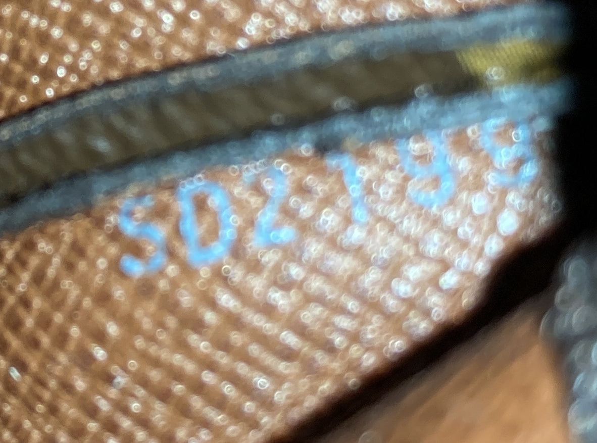 Louis Vuitton Key Pouch Size ONE SIZE - 7 Thumbnail