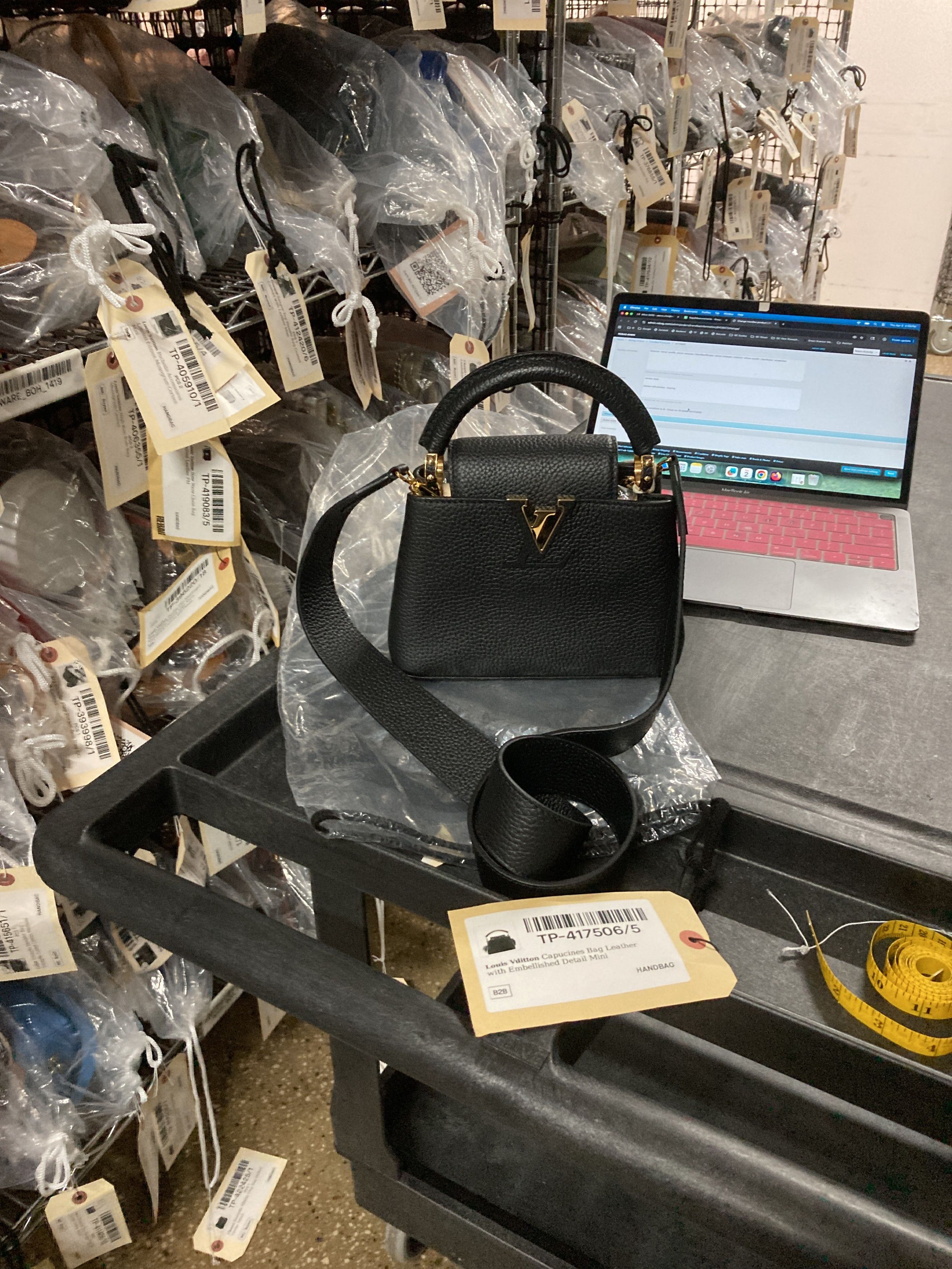Louis Vuitton Capucines Bag Size ONE SIZE - 7 Thumbnail