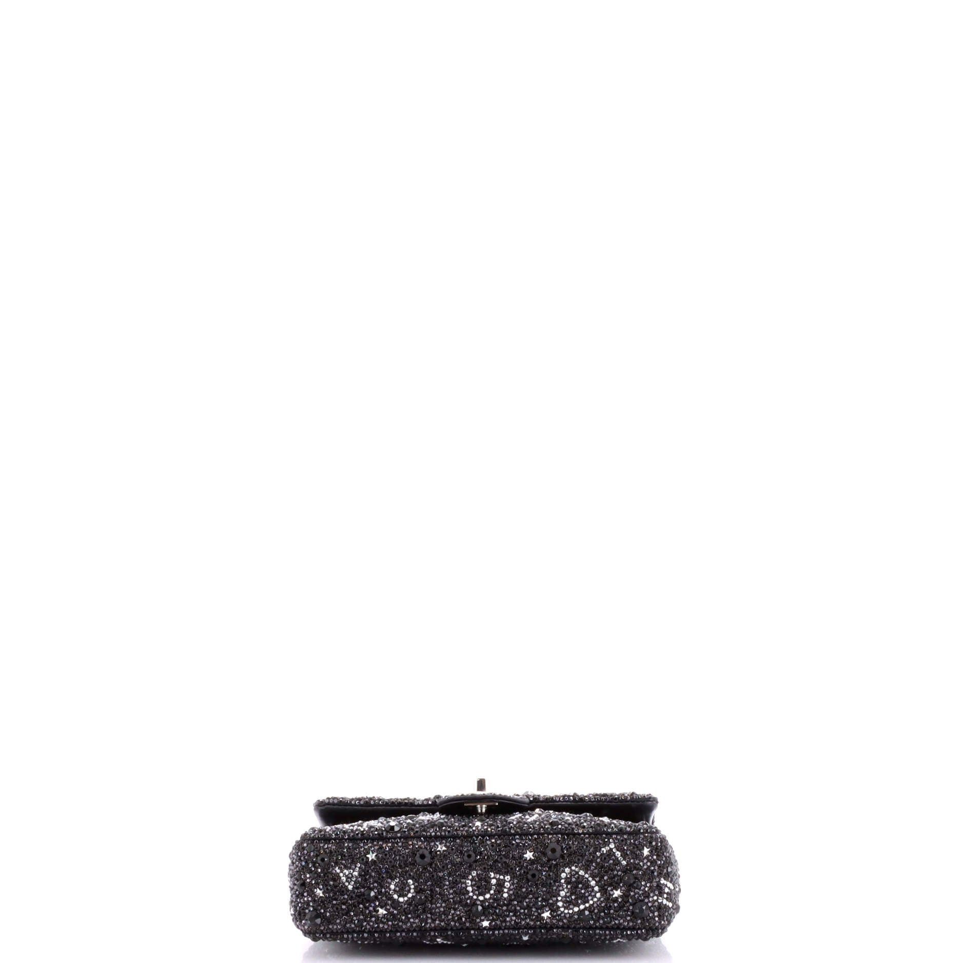 Chanel Classic Flap Bag Size ONE SIZE - 4 Thumbnail