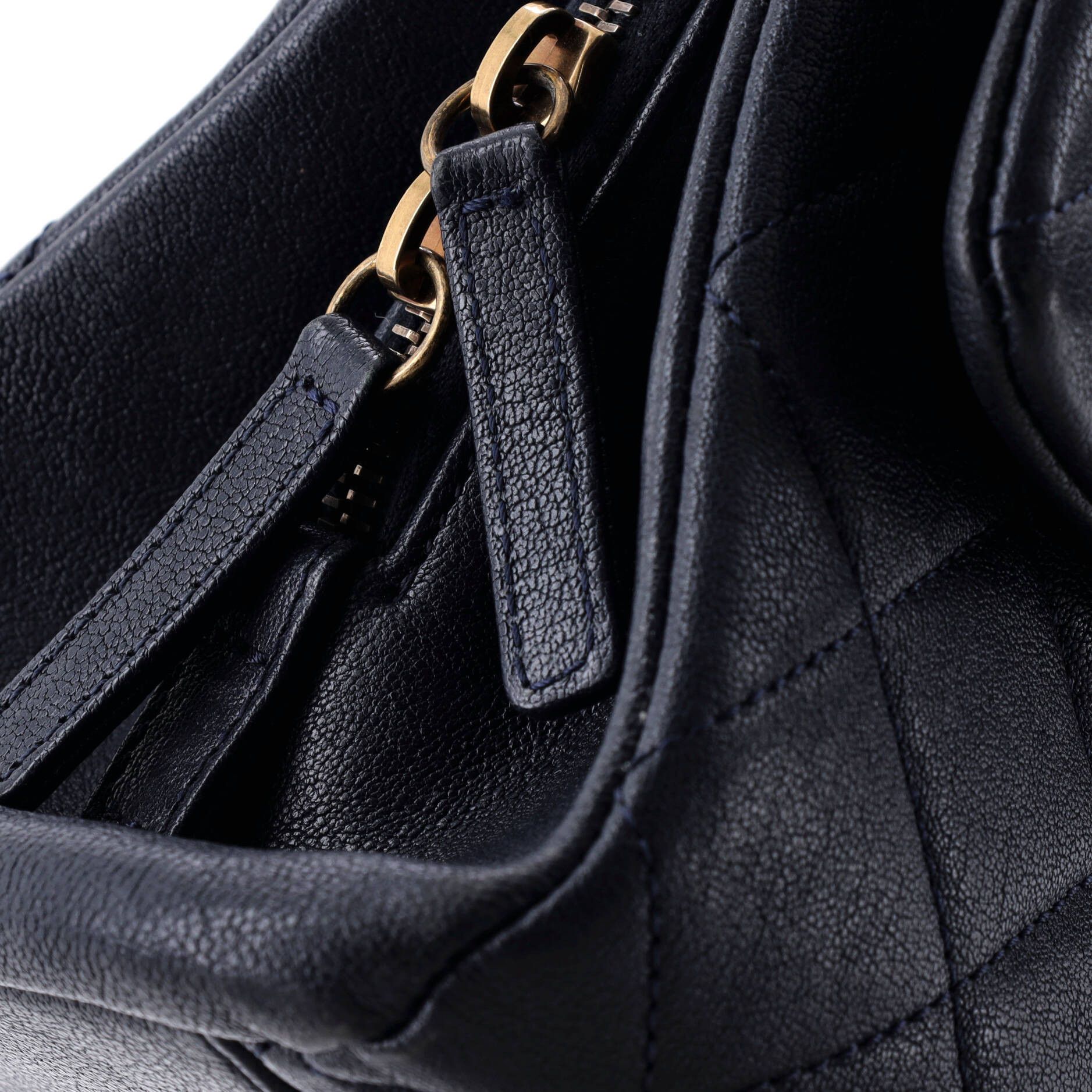 Chanel Trapezio Flap Bag Size ONE SIZE - 7 Thumbnail
