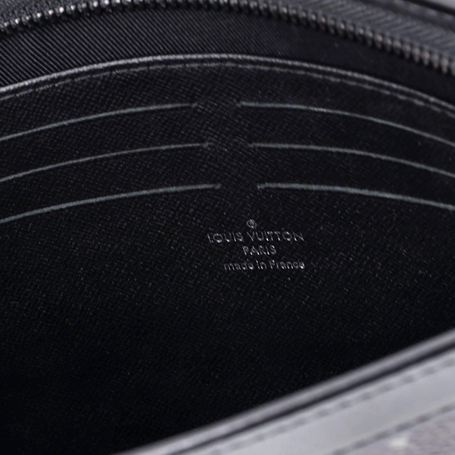 Louis Vuitton Pochette Voyage Size ONE SIZE - 7 Thumbnail