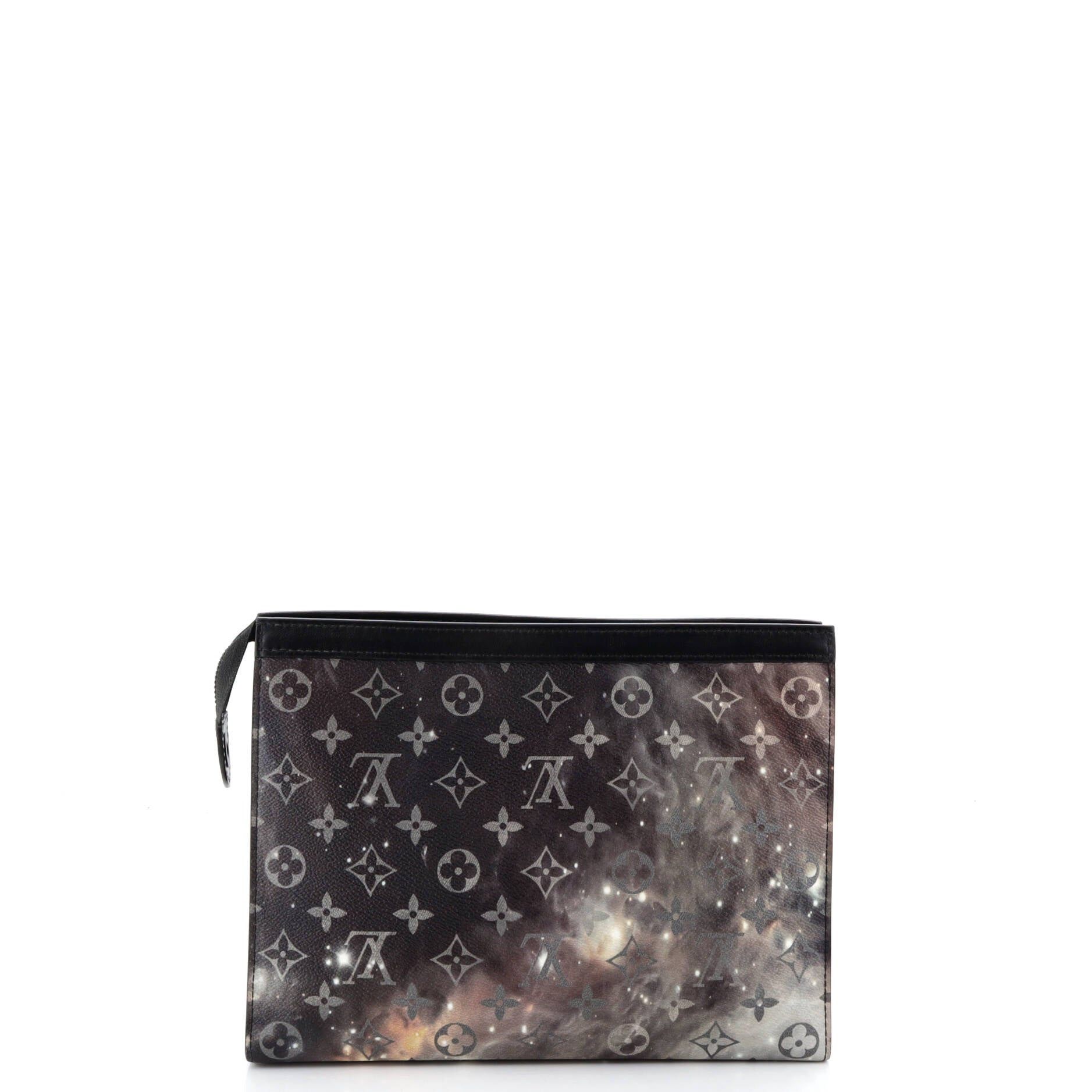 Louis Vuitton Pochette Voyage Size ONE SIZE - 3 Thumbnail