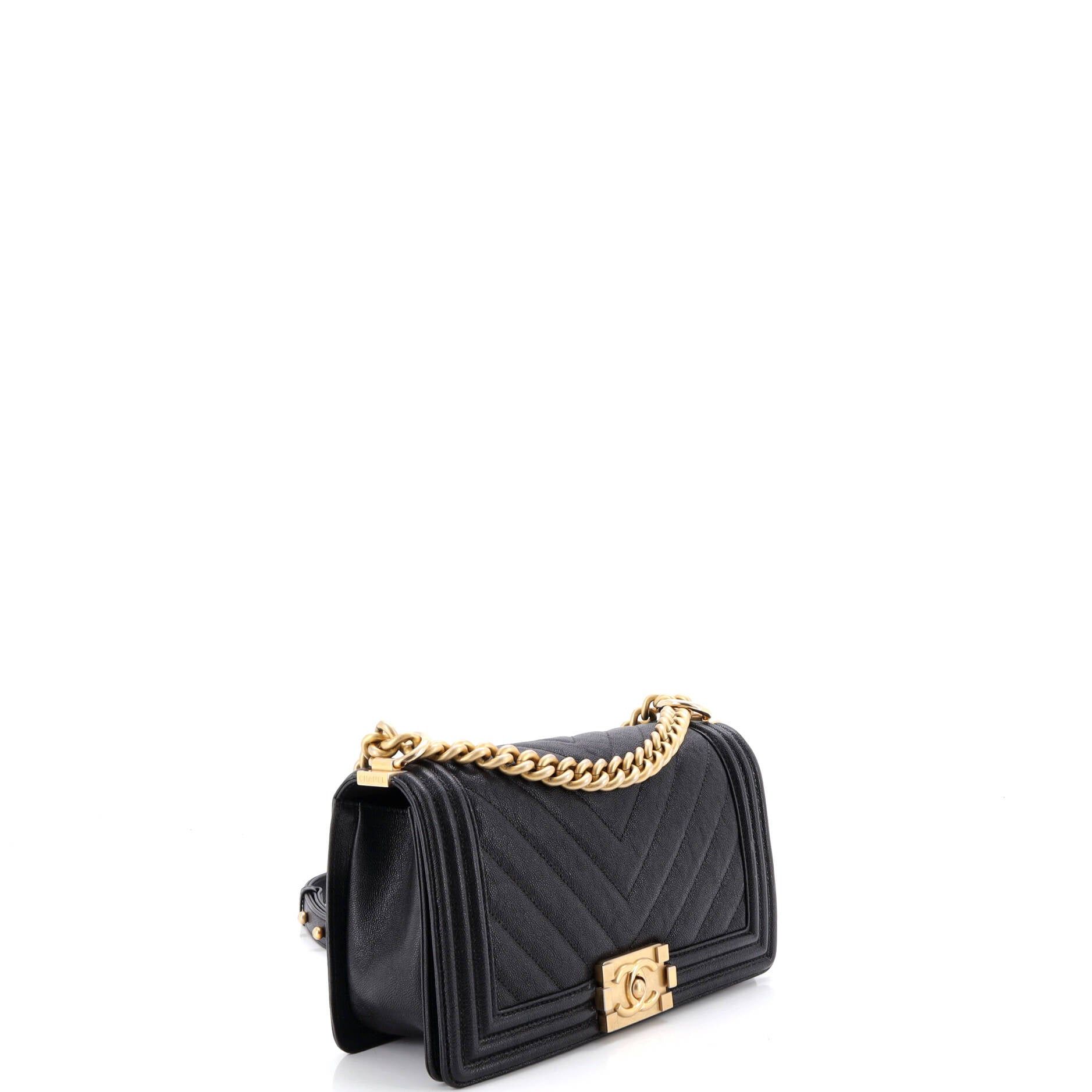 Chanel Boy Flap Bag Size ONE SIZE - 3 Thumbnail