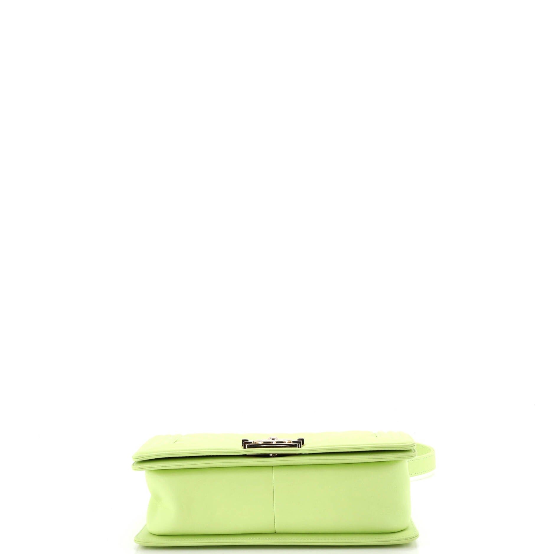 Chanel Boy Flap Bag Size ONE SIZE - 4 Thumbnail