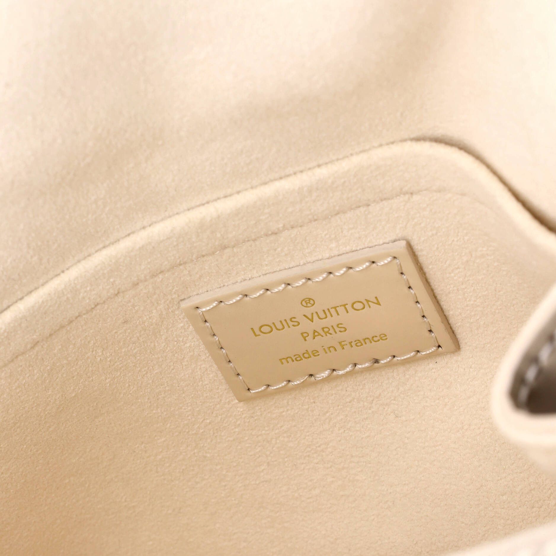 Louis Vuitton Cluny Top Handle Bag Size ONE SIZE - 6 Thumbnail