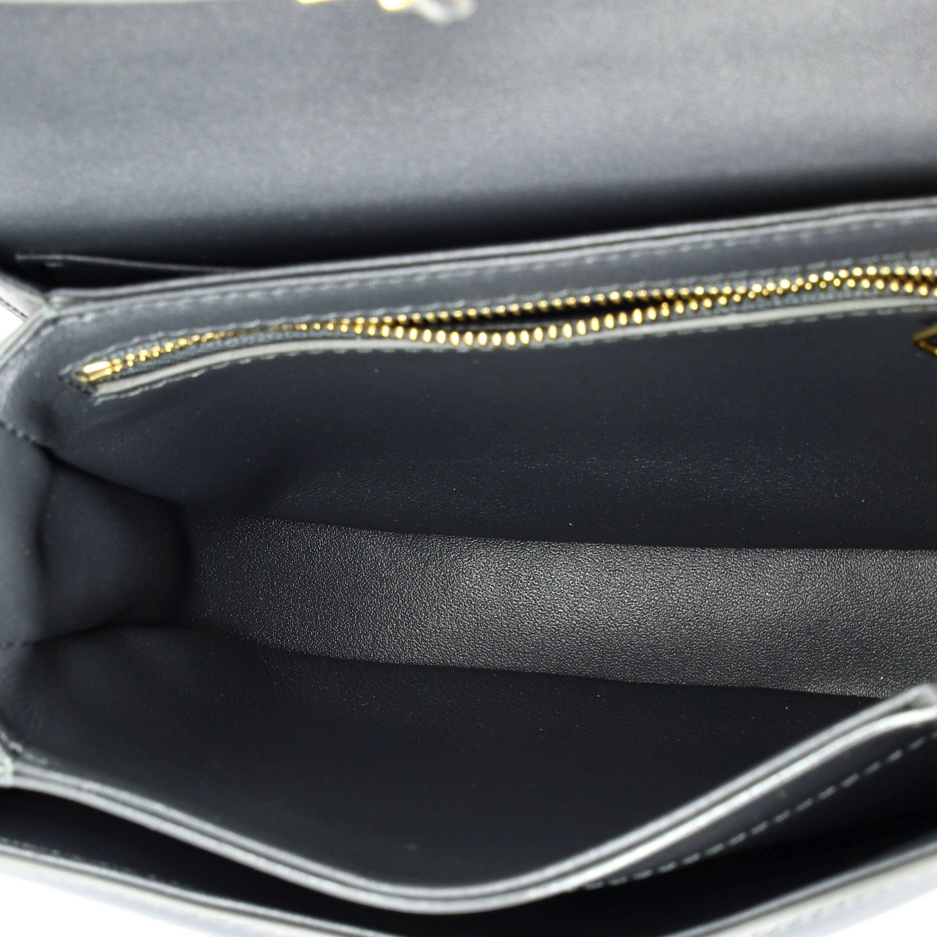 Celine Triomphe Besace Clea Chain Flap Bag Size ONE SIZE - 5 Thumbnail