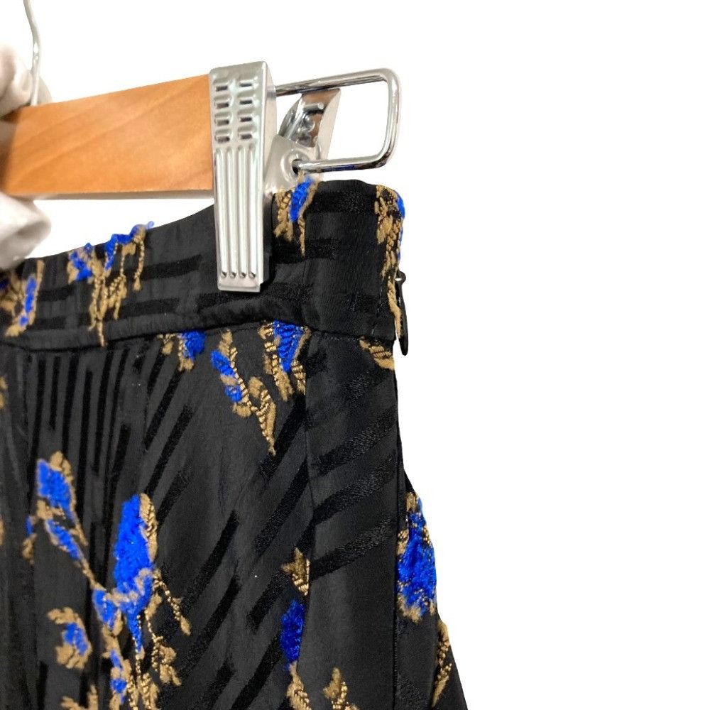 Other Other HOUSE OF LOTUS Jacquard Skirt Textile Skirts 30251011040 DUTY FREE for USA Size ONE SIZE - 5 Thumbnail