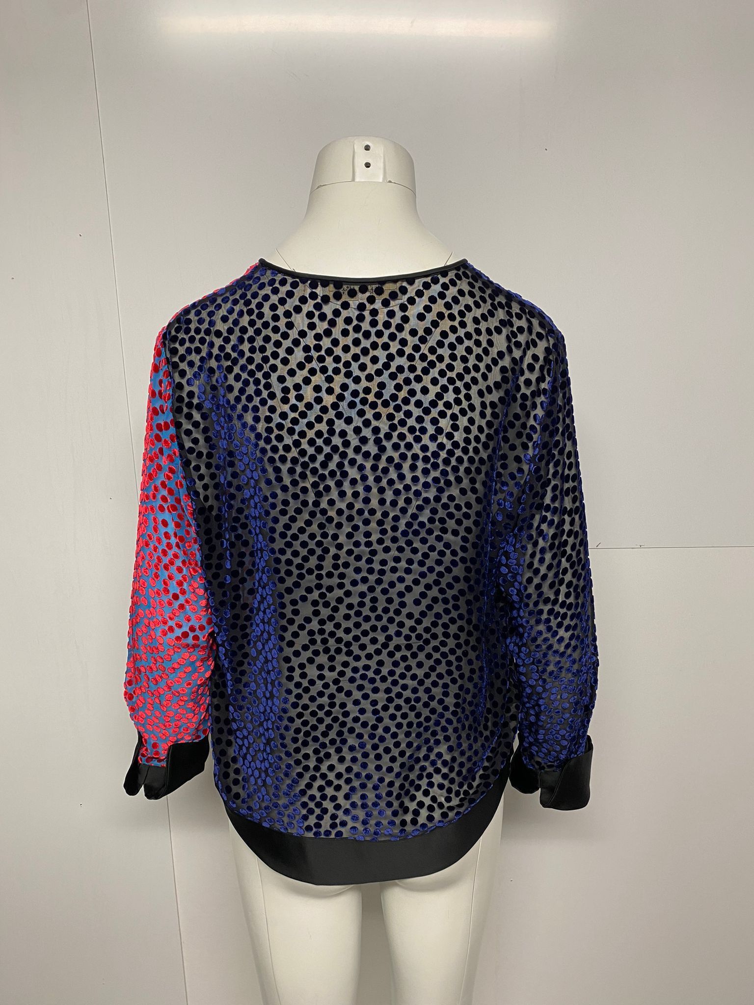 Diane von Furstenberg Diane Von Furstenberg Semi Sheer Blouse in Black Viscose Size XS / US 0-2 / IT 36-38 - 7 Thumbnail