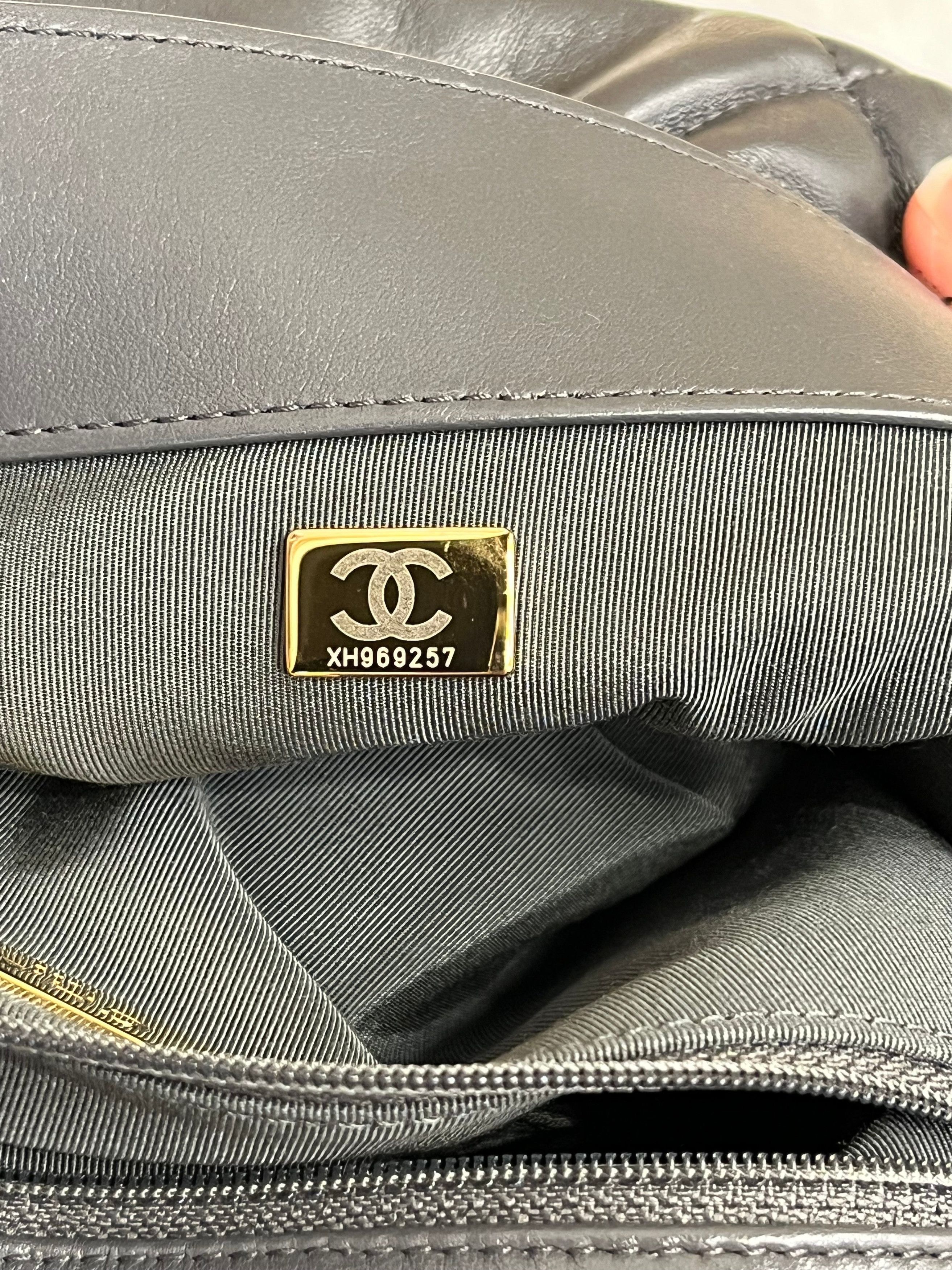 Chanel 19 Flap Bag Size ONE SIZE - 6 Thumbnail