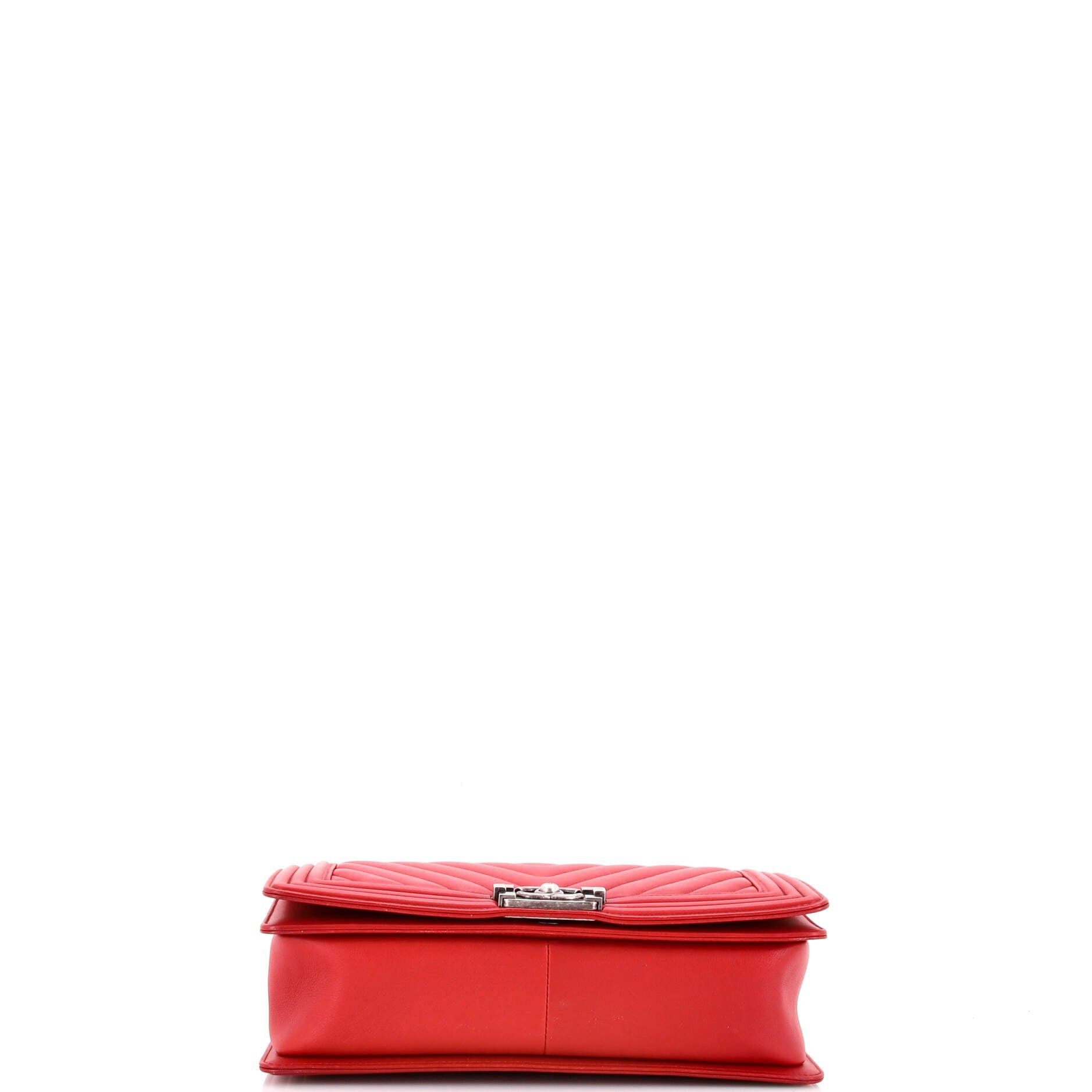 Chanel Boy Flap Bag Size ONE SIZE - 4 Thumbnail