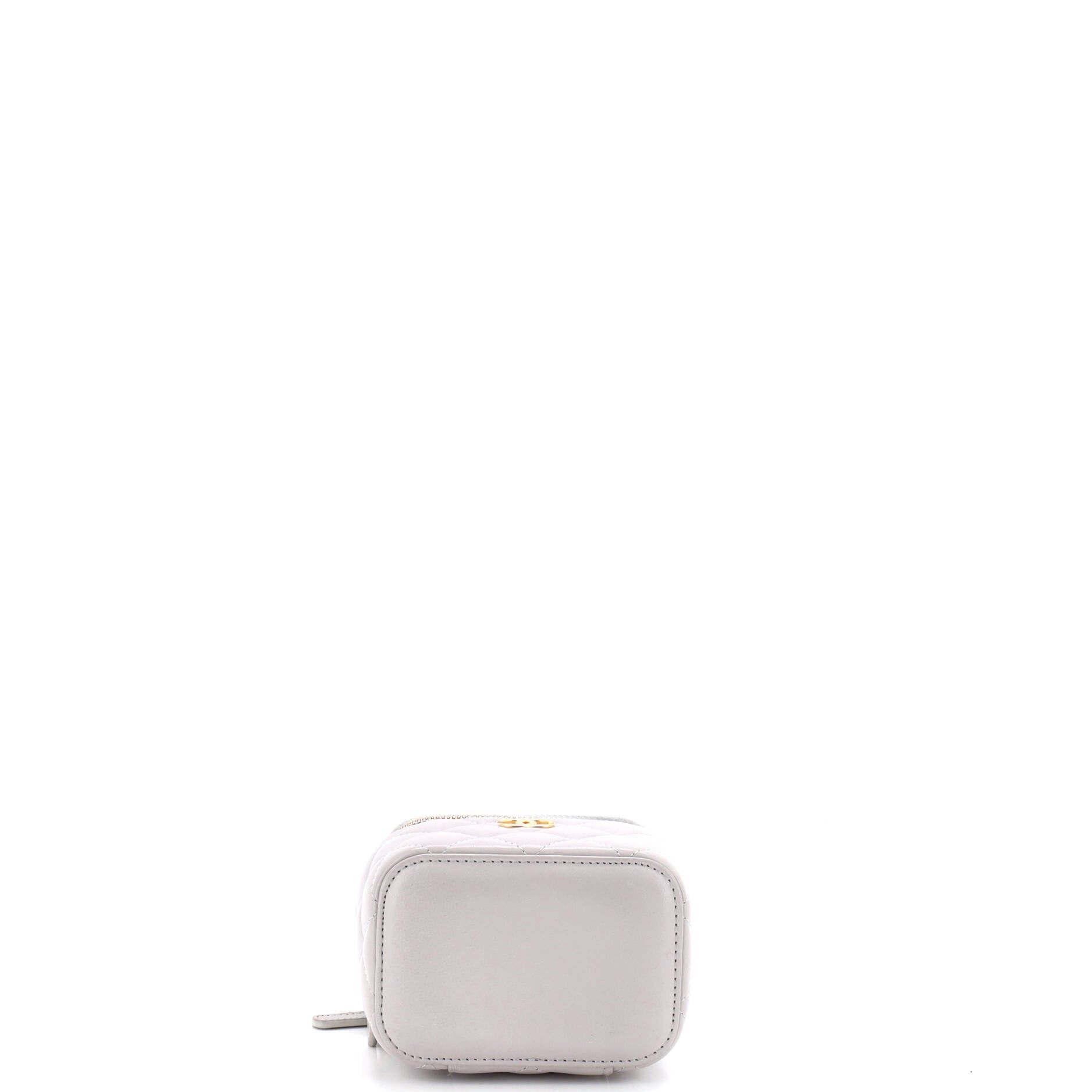 Chanel Classic Top Handle Vanity Case with Chain Size ONE SIZE - 4 Thumbnail