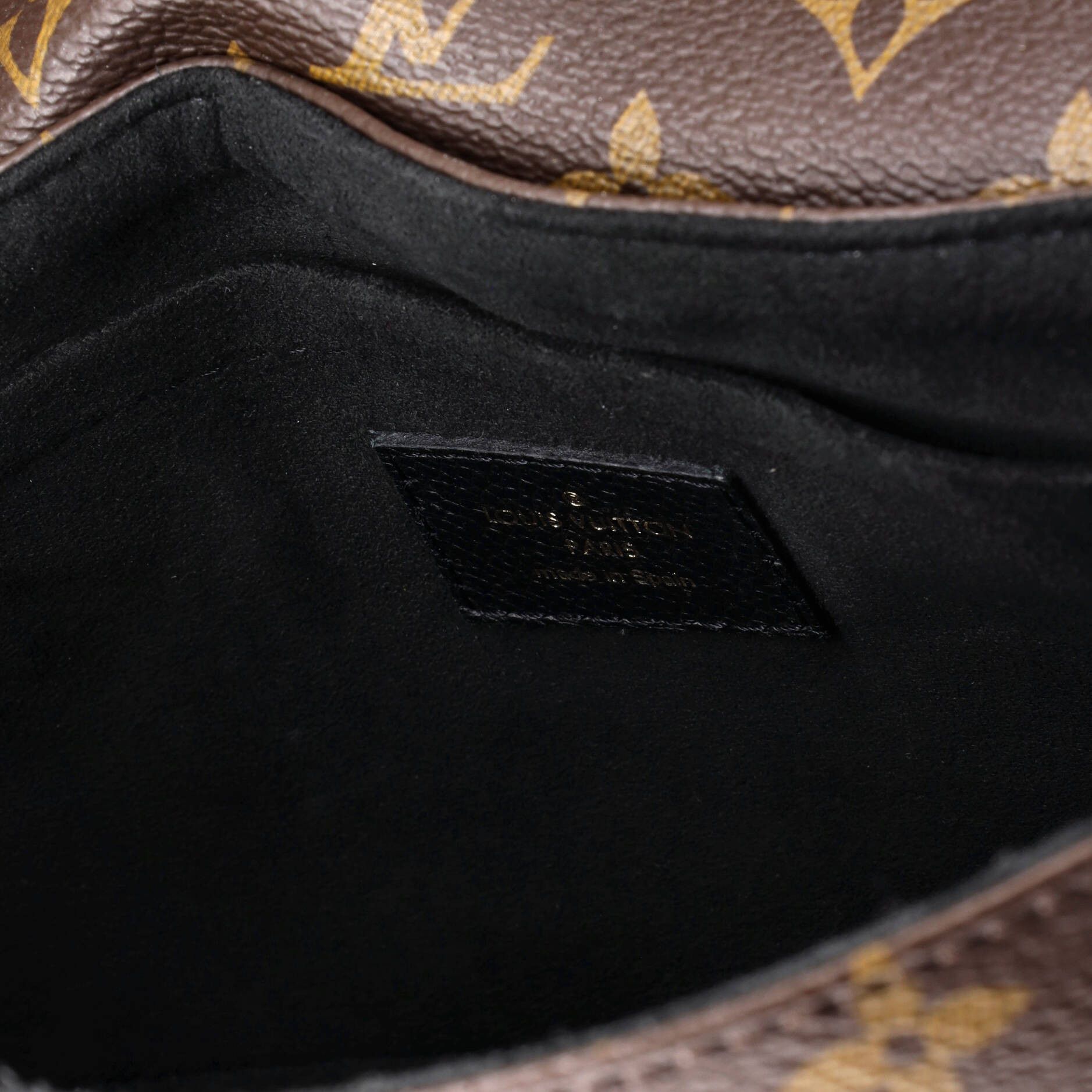 Louis Vuitton Saint Placide Handbag Size ONE SIZE - 7 Thumbnail