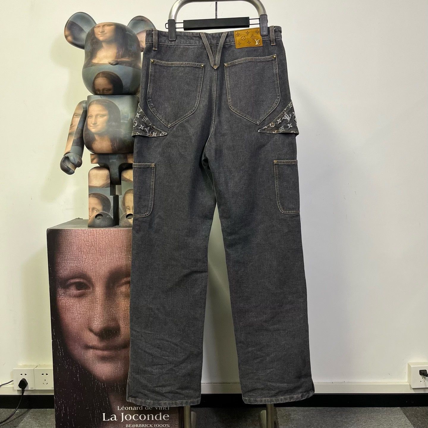 Louis Vuitton Louis Vuitton x Nigo Monogram Patchwork Denim 29 Size US 29 - 2 Thumbnail