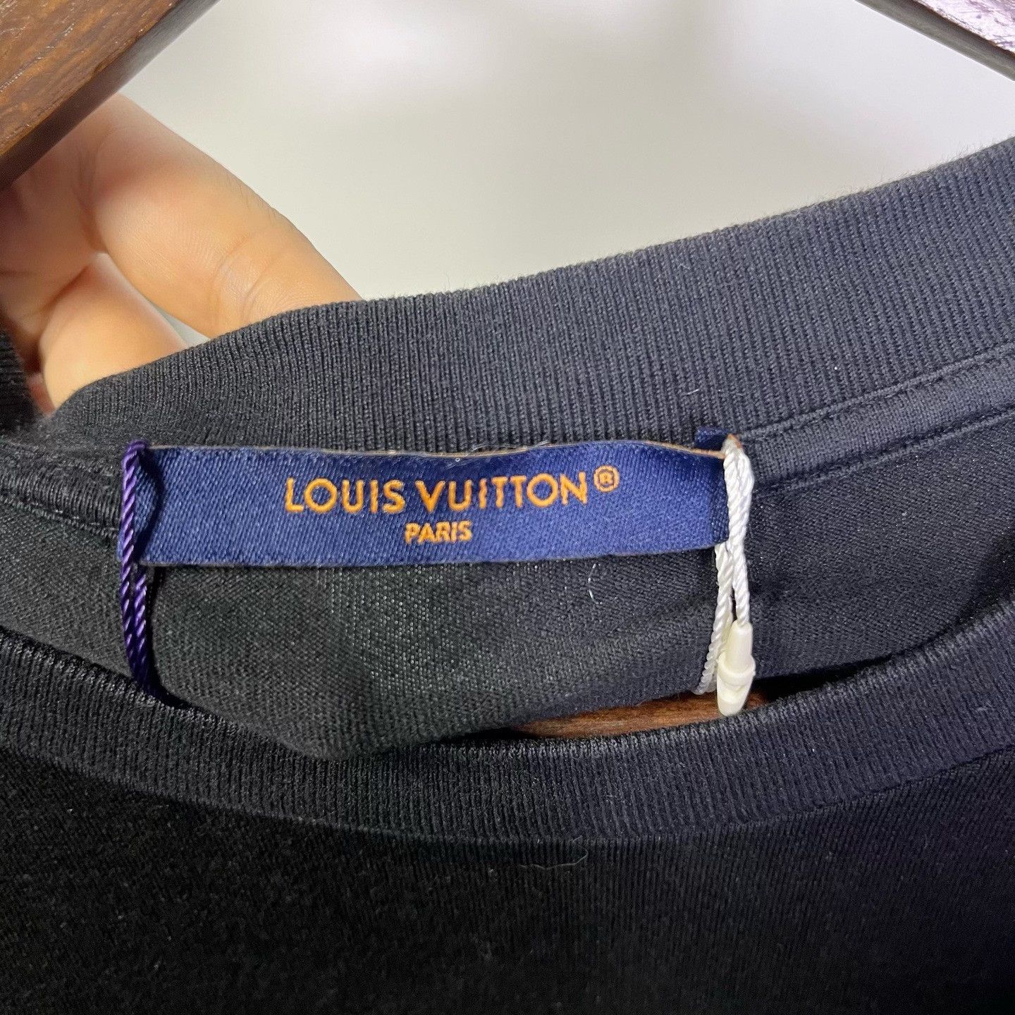 Louis Vuitton Louis Vuitton Gradient Monogram T-Shirt M Size US M / EU 48-50 / 2 - 3 Thumbnail