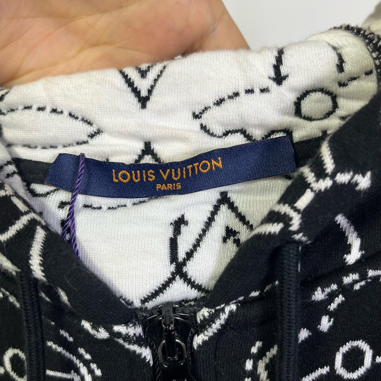 Louis Vuitton Louis Vuitton x NBA Monogram Zip Hoodie S Size US S / EU 44-46 / 1 - 3 Thumbnail