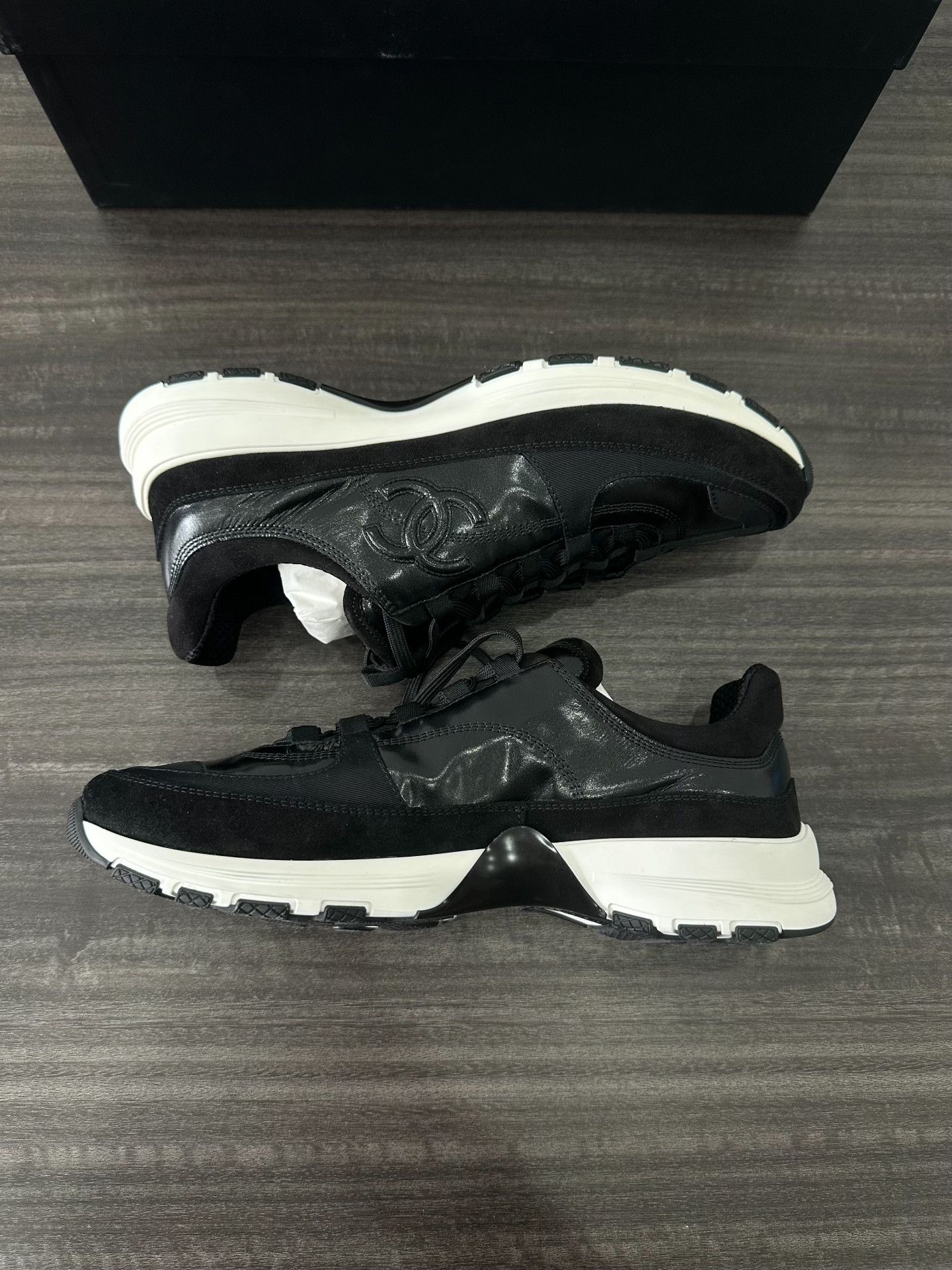Chanel Chanel Black Lowtop Sneakers 10 Men Size US 10 / EU 43 - 4 Thumbnail