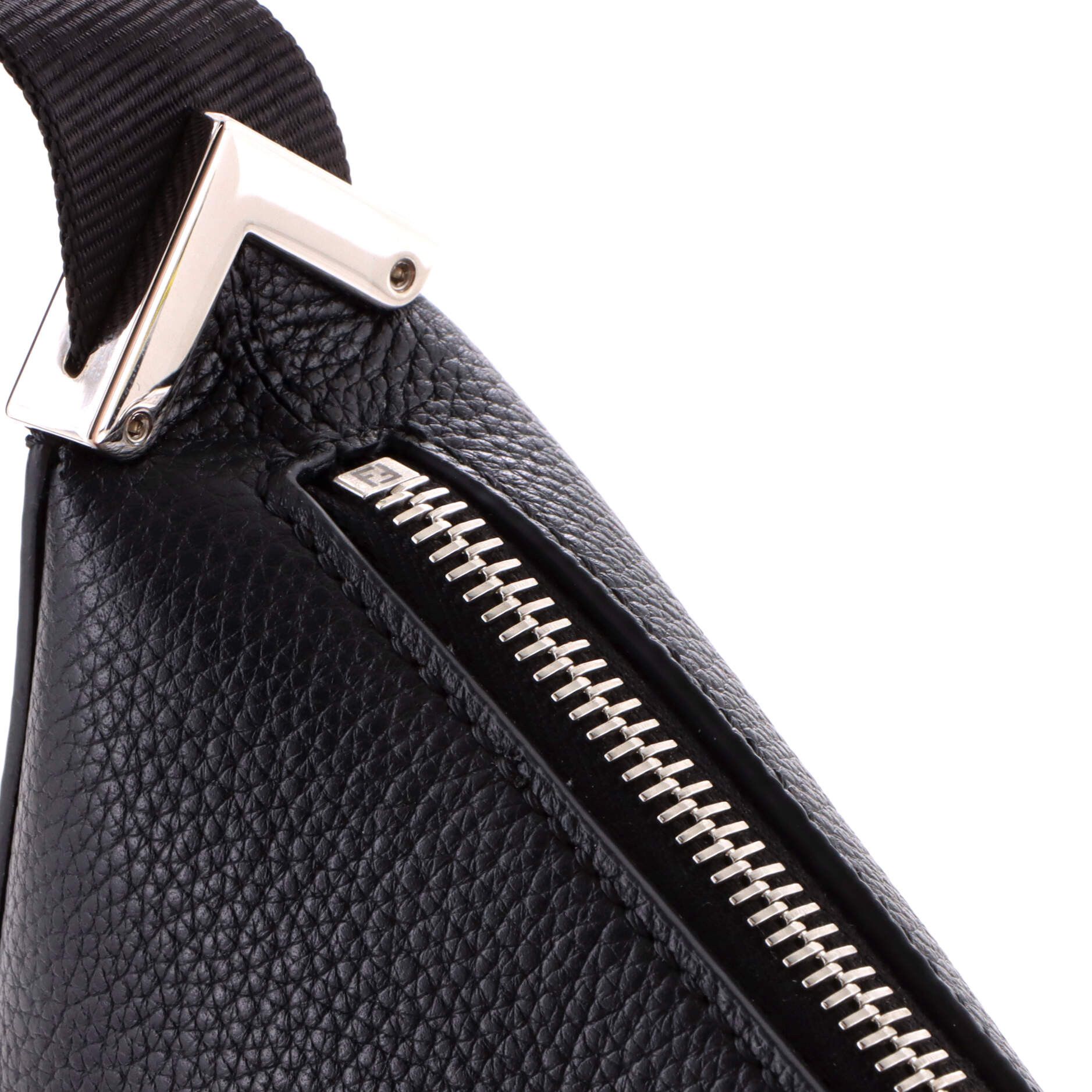 Fendi Melon Shoulder Bag Size ONE SIZE - 6 Thumbnail