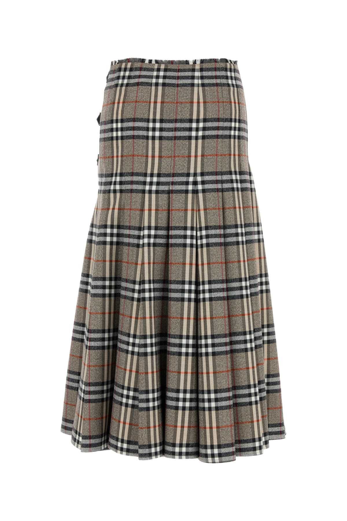 Burberry Embroidered Wool Skirt Size 27" / US 4 / IT 40 - 2 Thumbnail