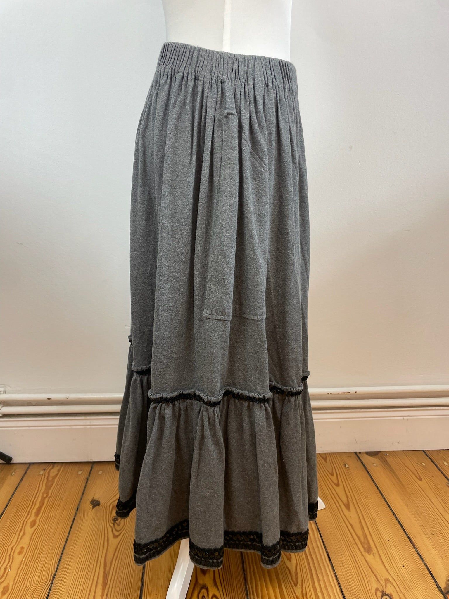 Comme des Garcons Vintage Comme Des Garçons Skirt Grey S Size 27" / US 4 / IT 40 - 2 Thumbnail