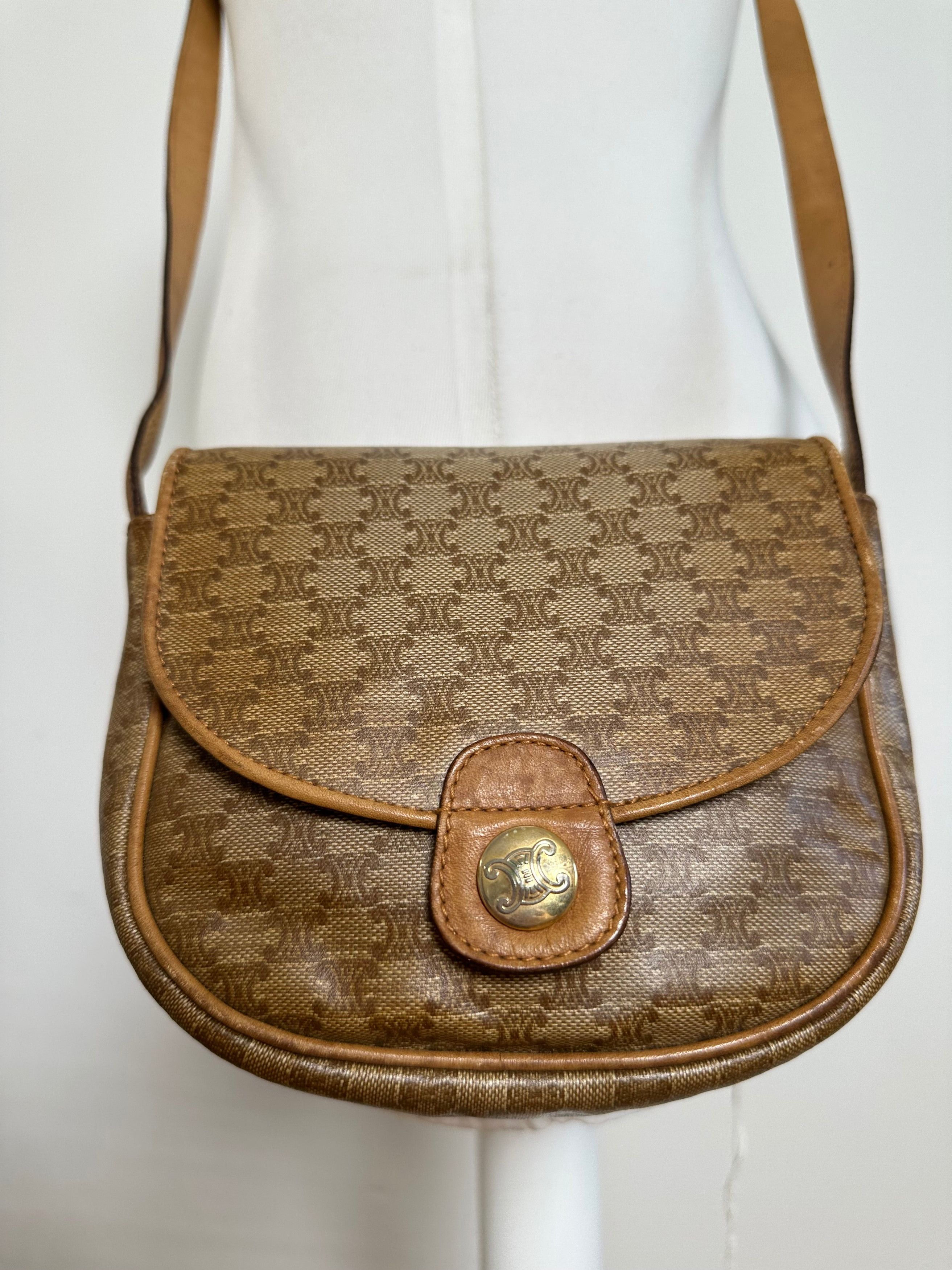 Celine Vintage Paris Leather Triomphe Mini Crossbody Bag Brown Size ONE SIZE - 9 Thumbnail