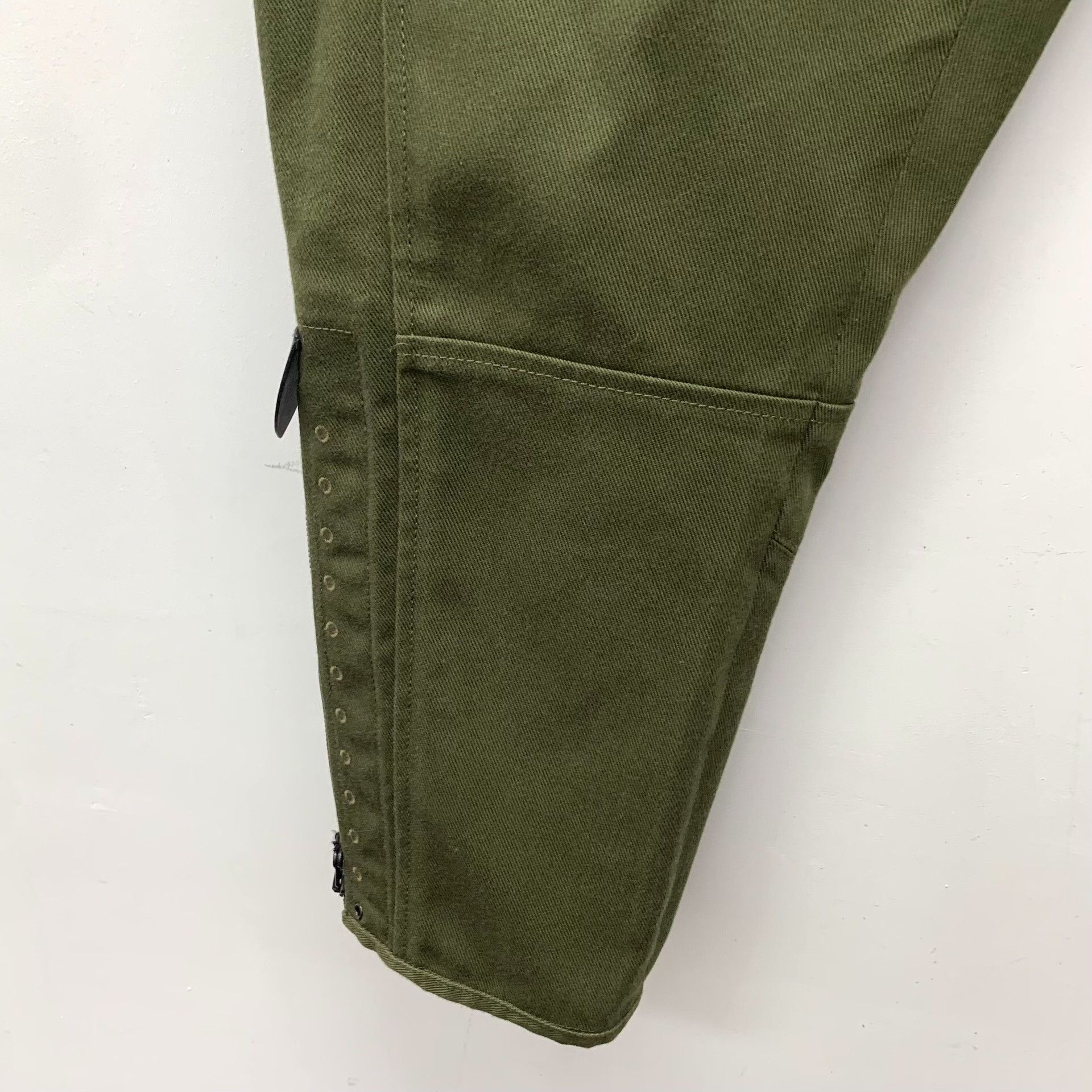 Louis Vuitton Louis Vuitton Olive Cotton Cargo Pants FR 38 Size 27" / US 4 / IT 40 - 5 Thumbnail